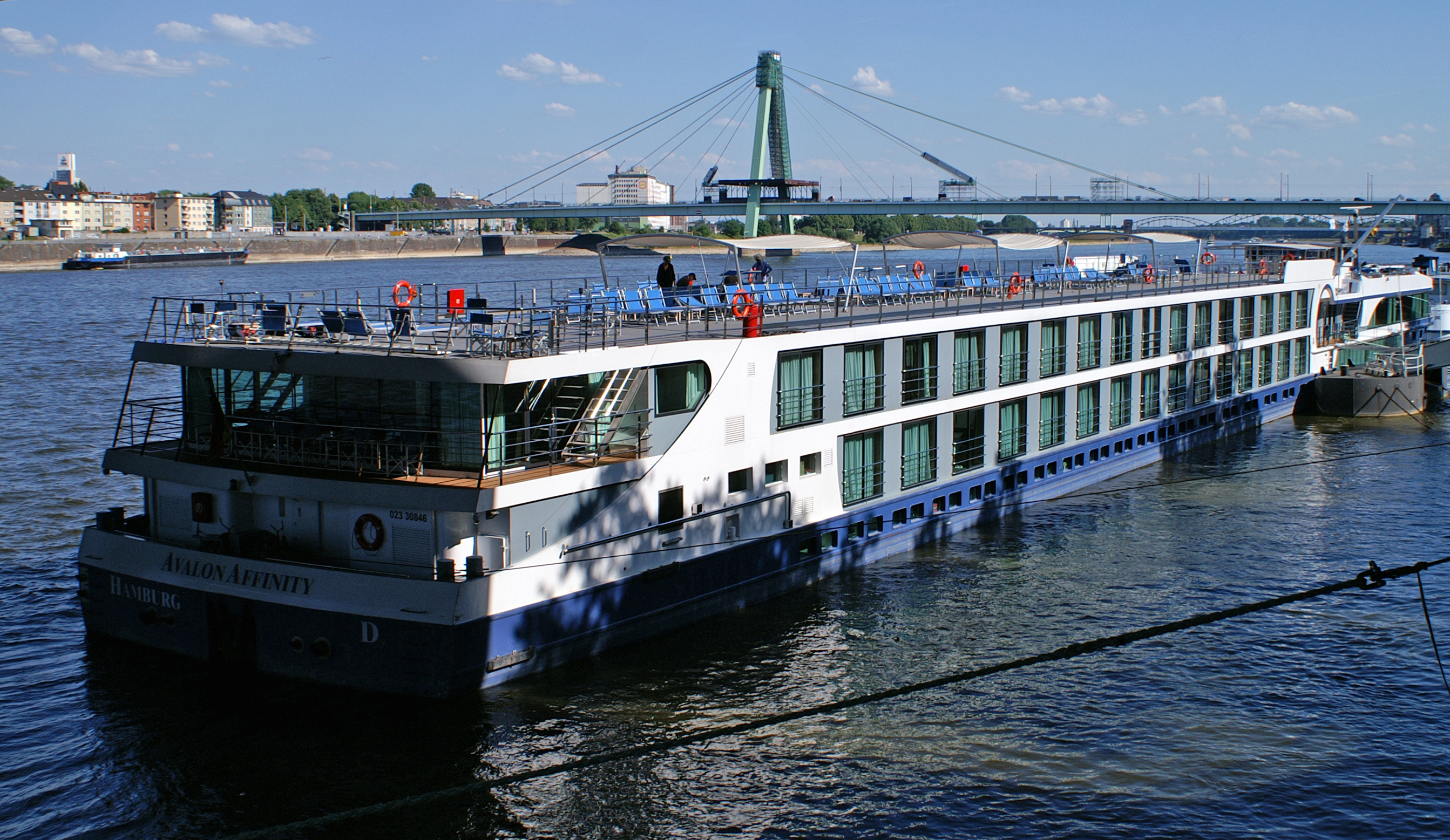 Avalon Affinity (ship, 2009) 010