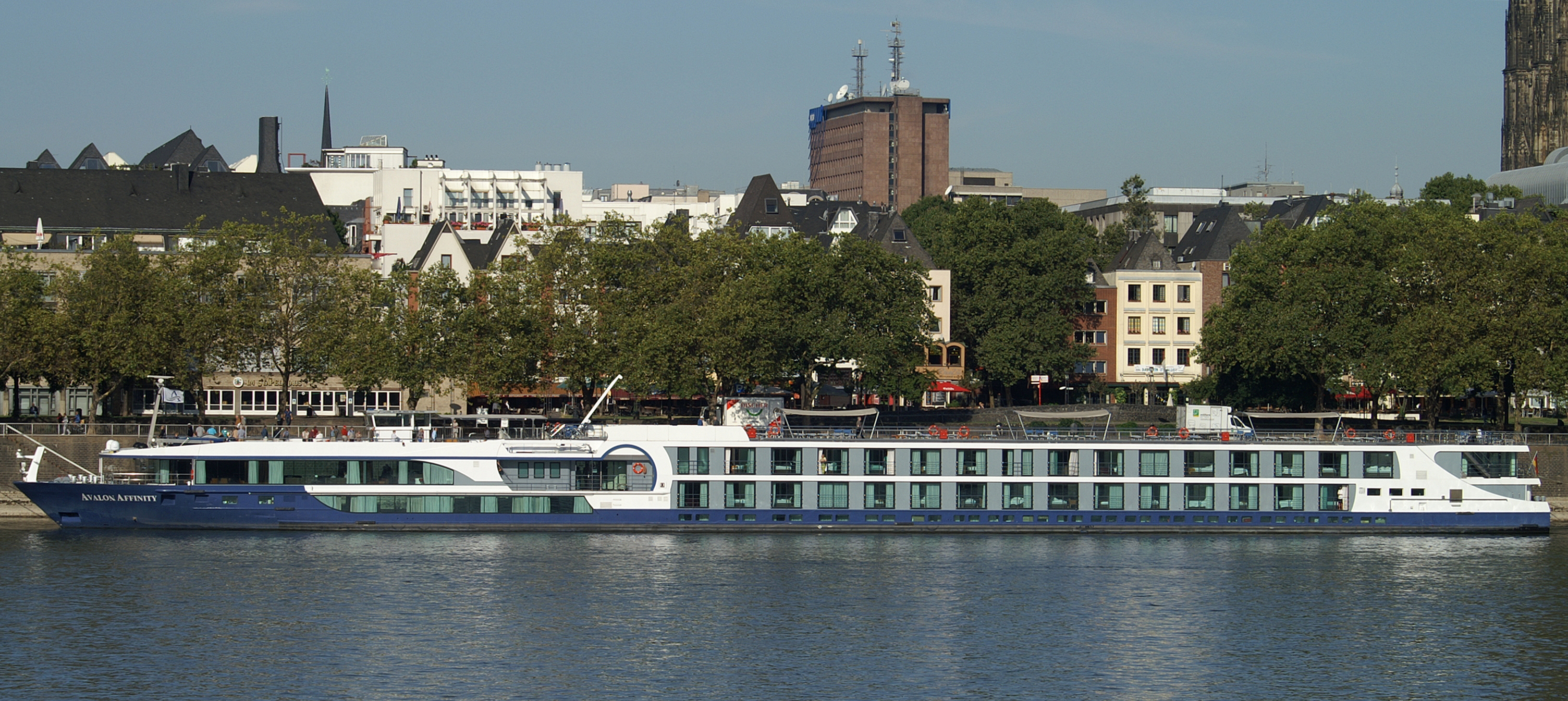 Avalon Affinity (ship, 2009) 017