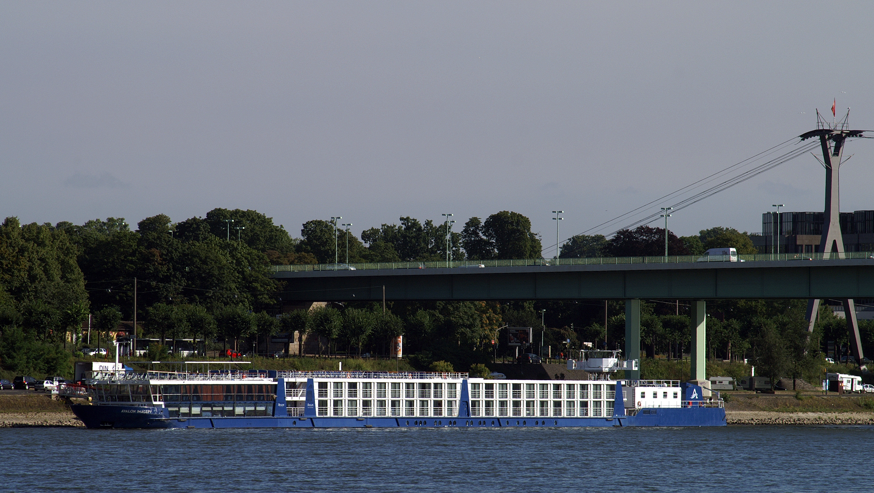 Avalon Imagery (ship, 2007) 017