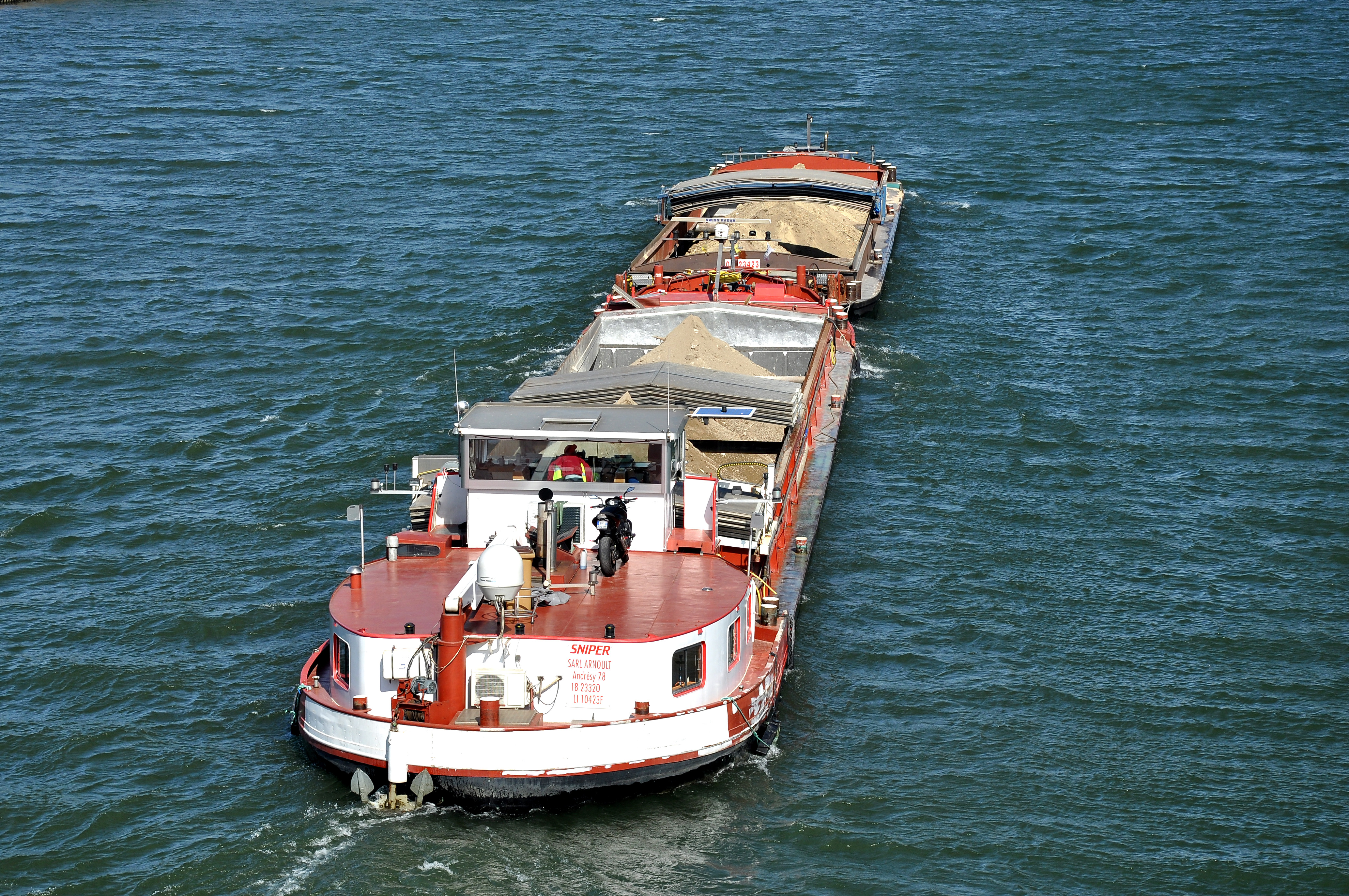 Barge in Maisons-Laffitte 002