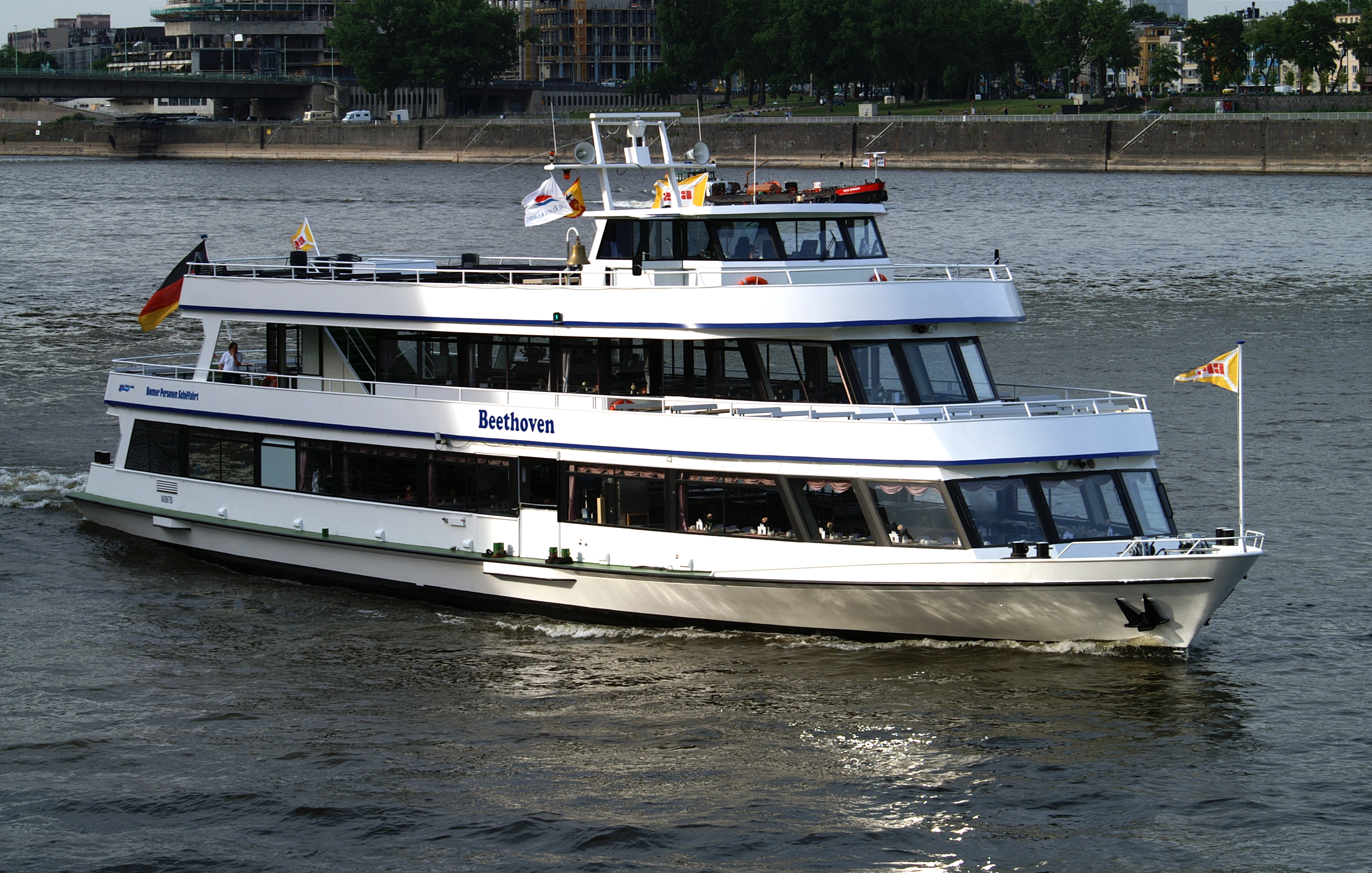 Beethoven (ship, 1990) 001