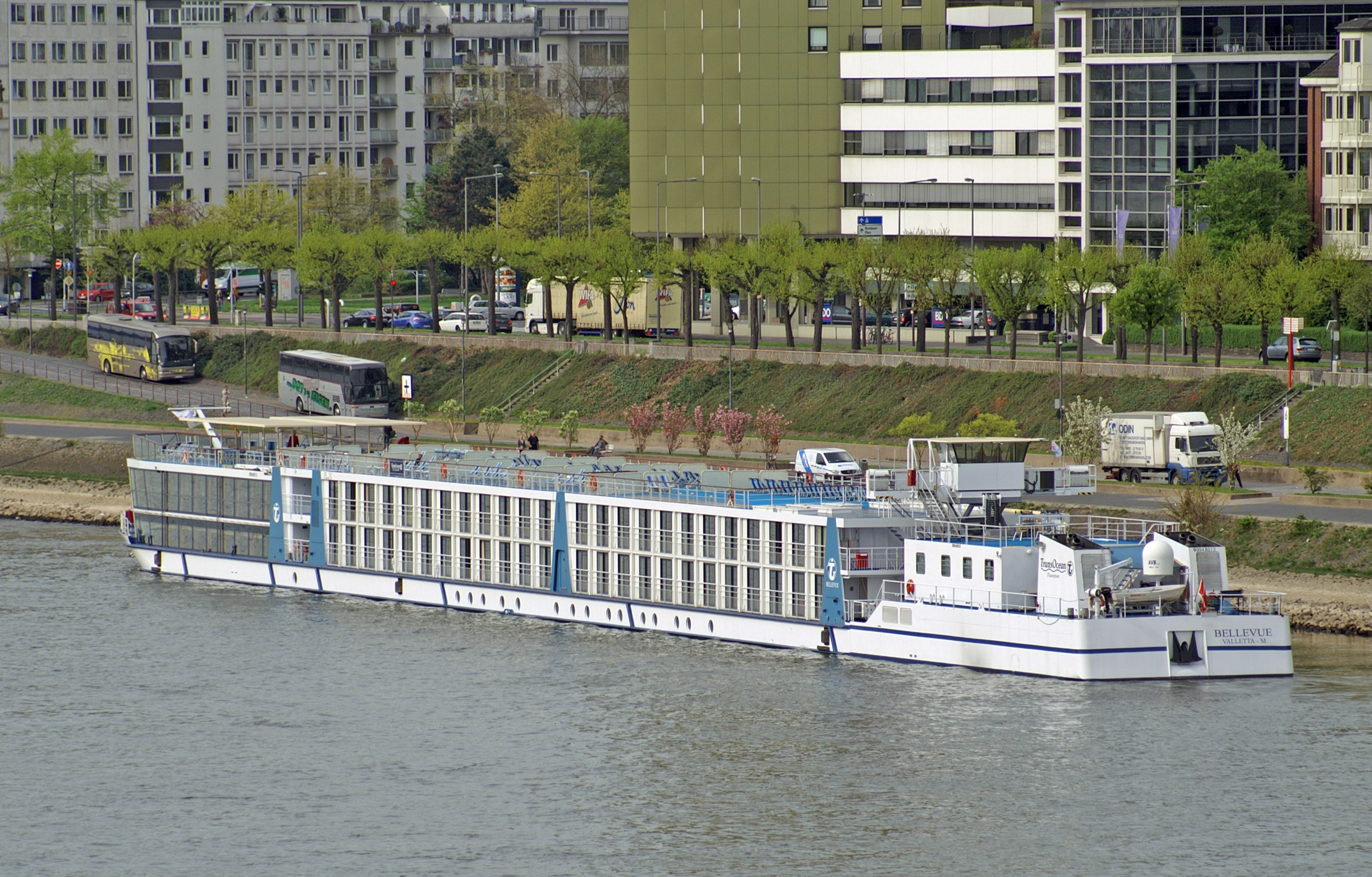 Bellevue (ship, 2006) 007
