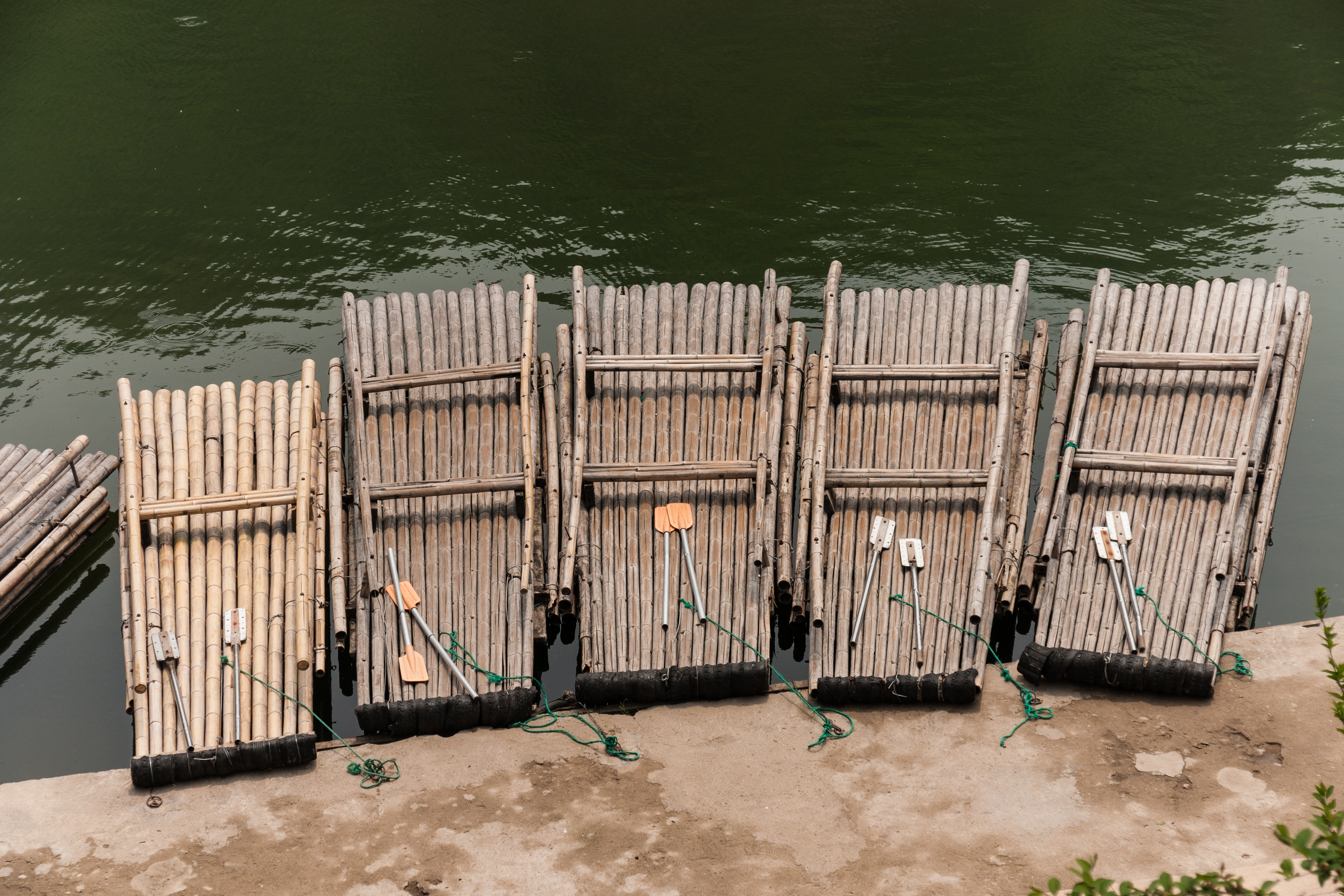 Bingyu-Valley Liaoning China Traditional-Rafts-01