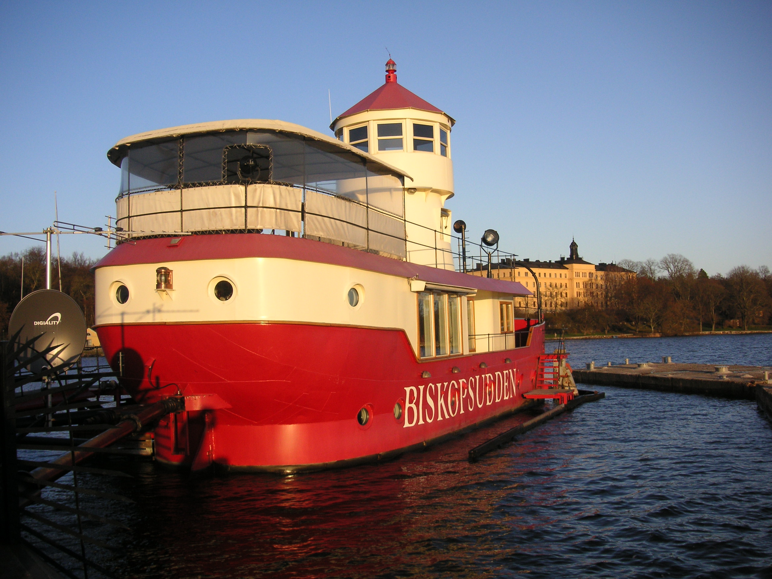 Biskopsudden boat
