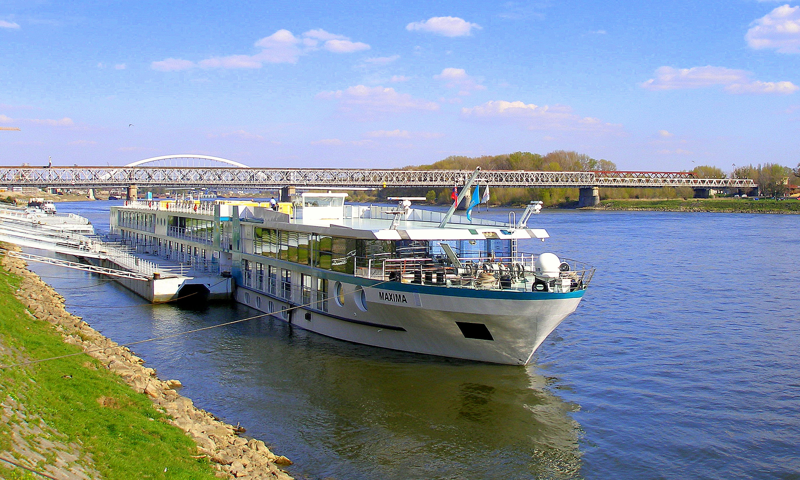 Bratislava Slovakia 2662055