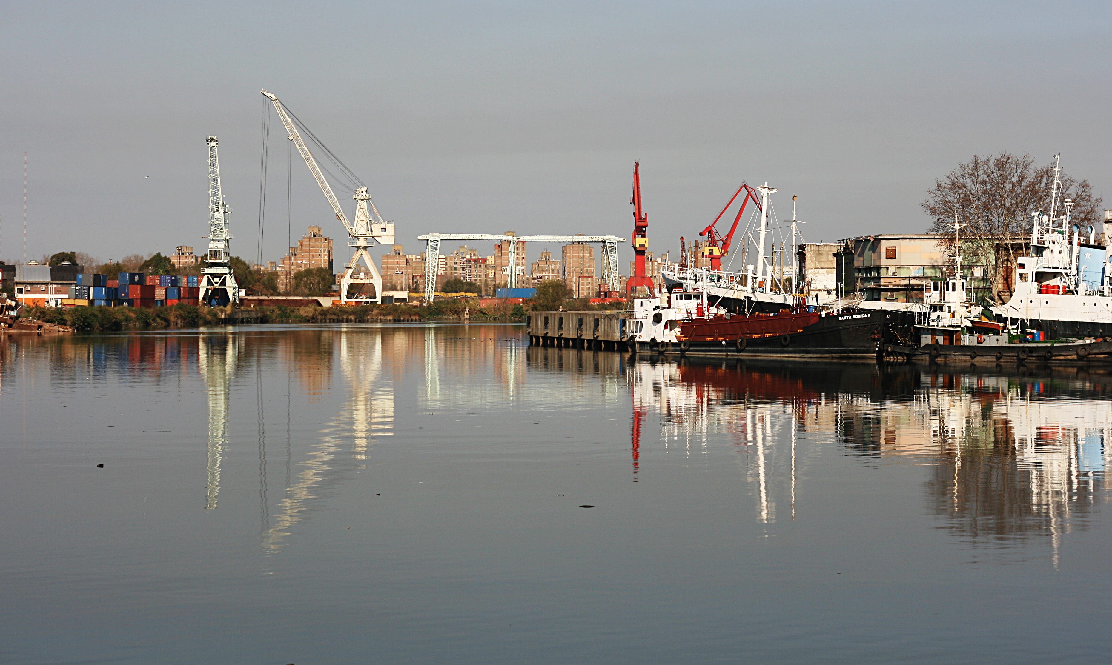 Buenos Aires - La Boca - Riachuelo - 200807c
