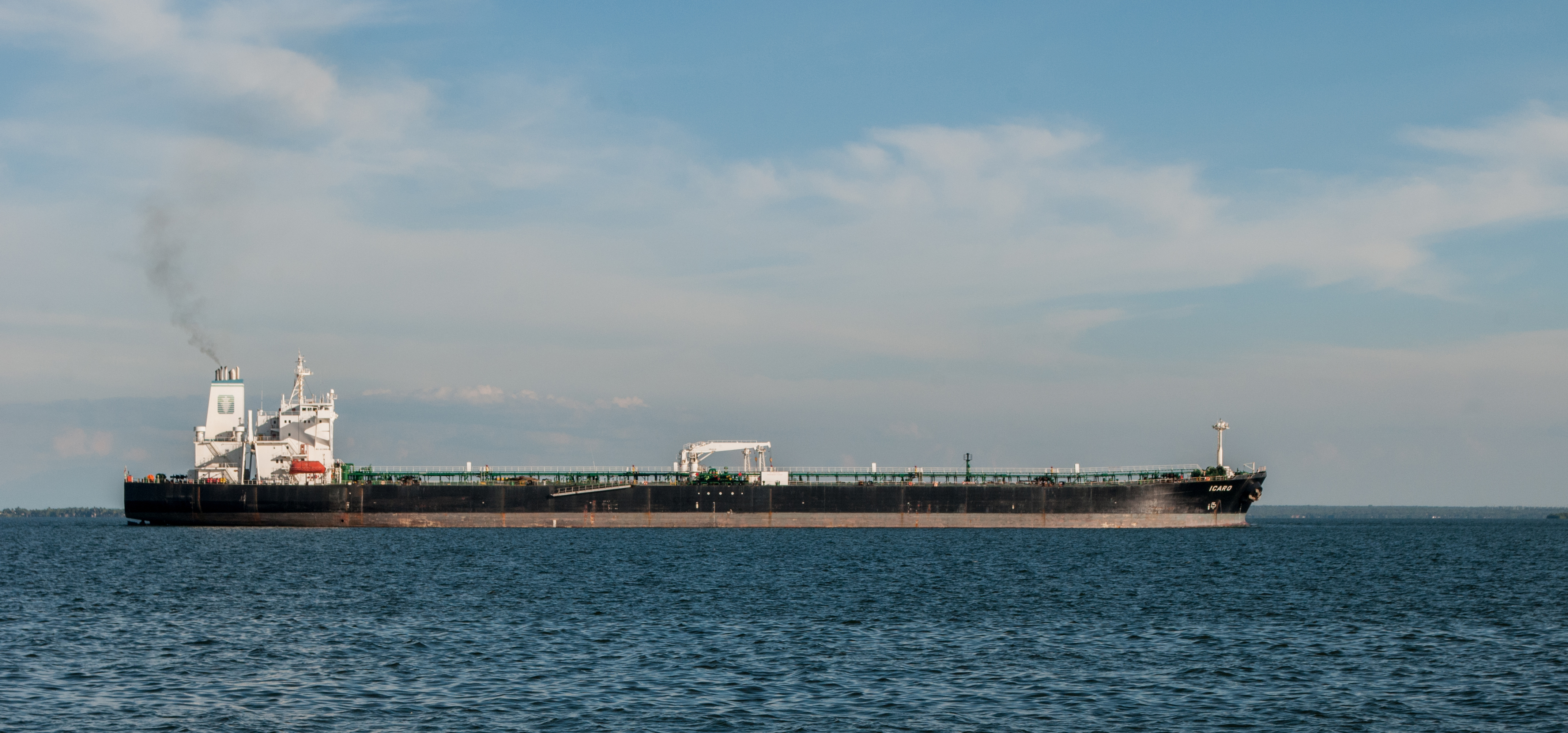 Buque ICARO en el Lago de Maracaibo