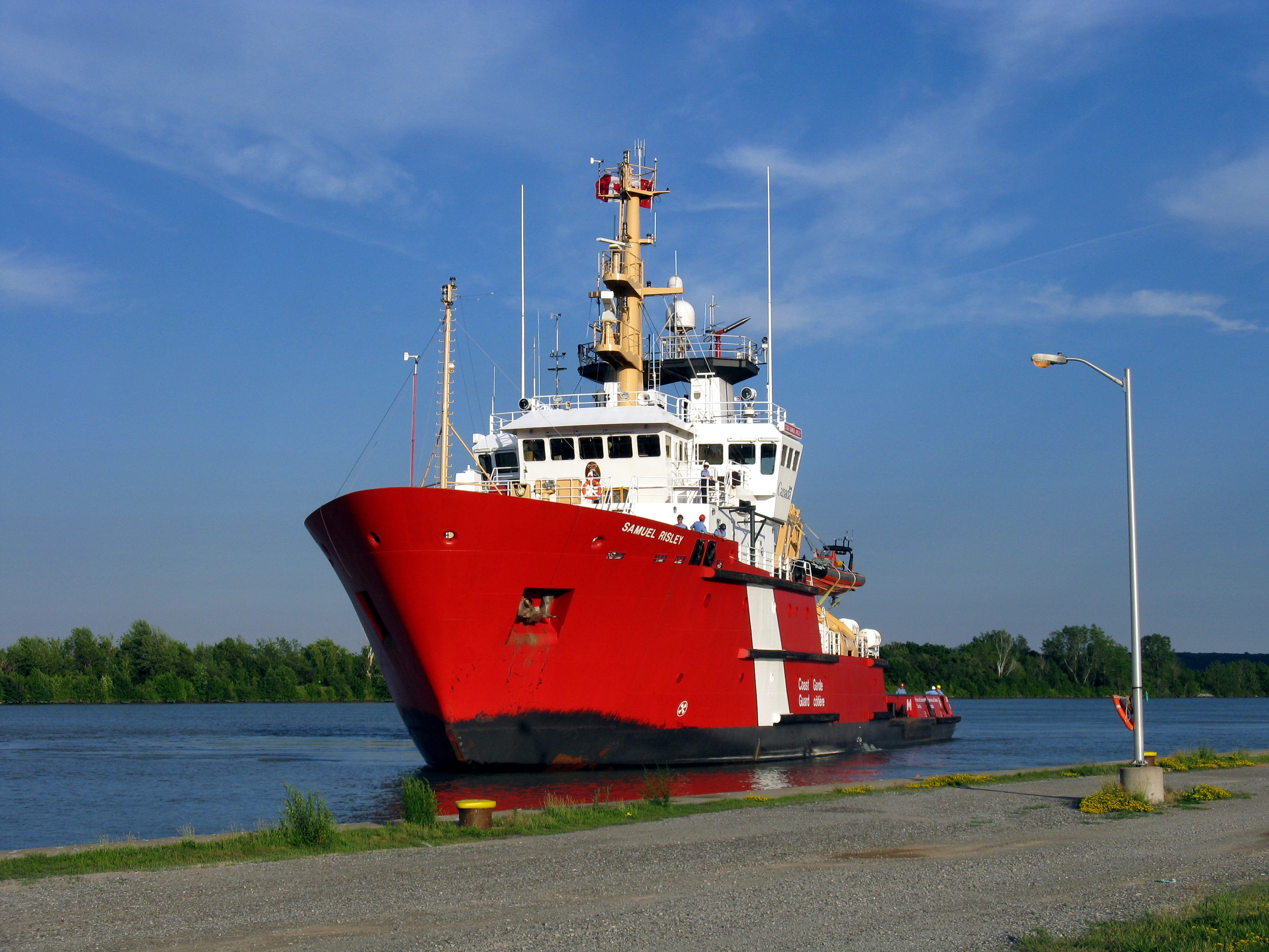 CCGS Samuel Risley Welland Canal
