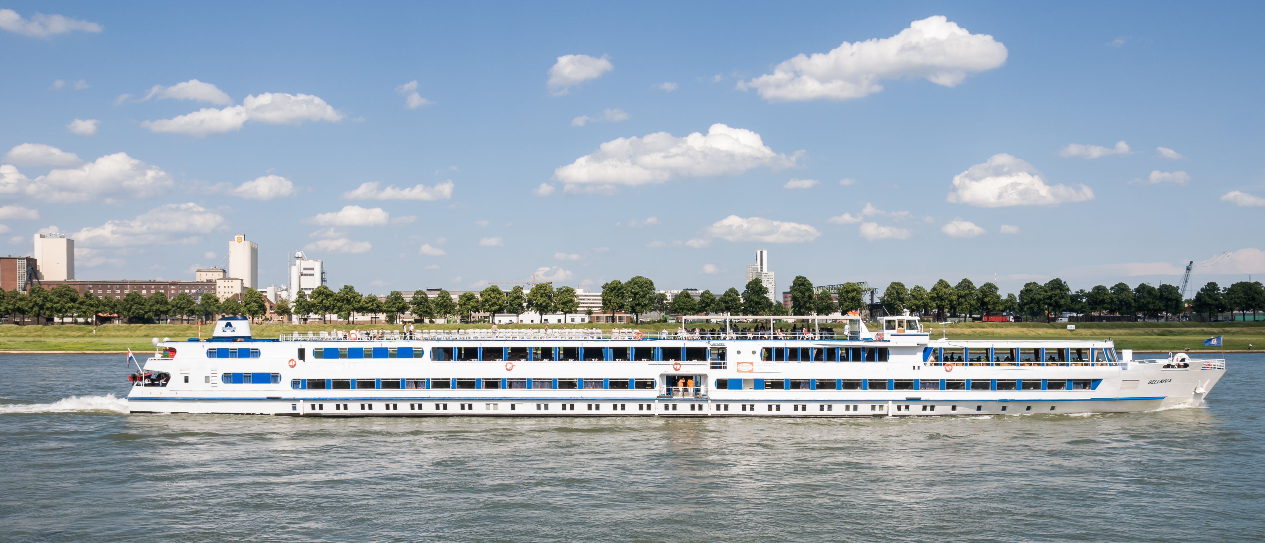 Cologne Germany Ship-Bellriva-02