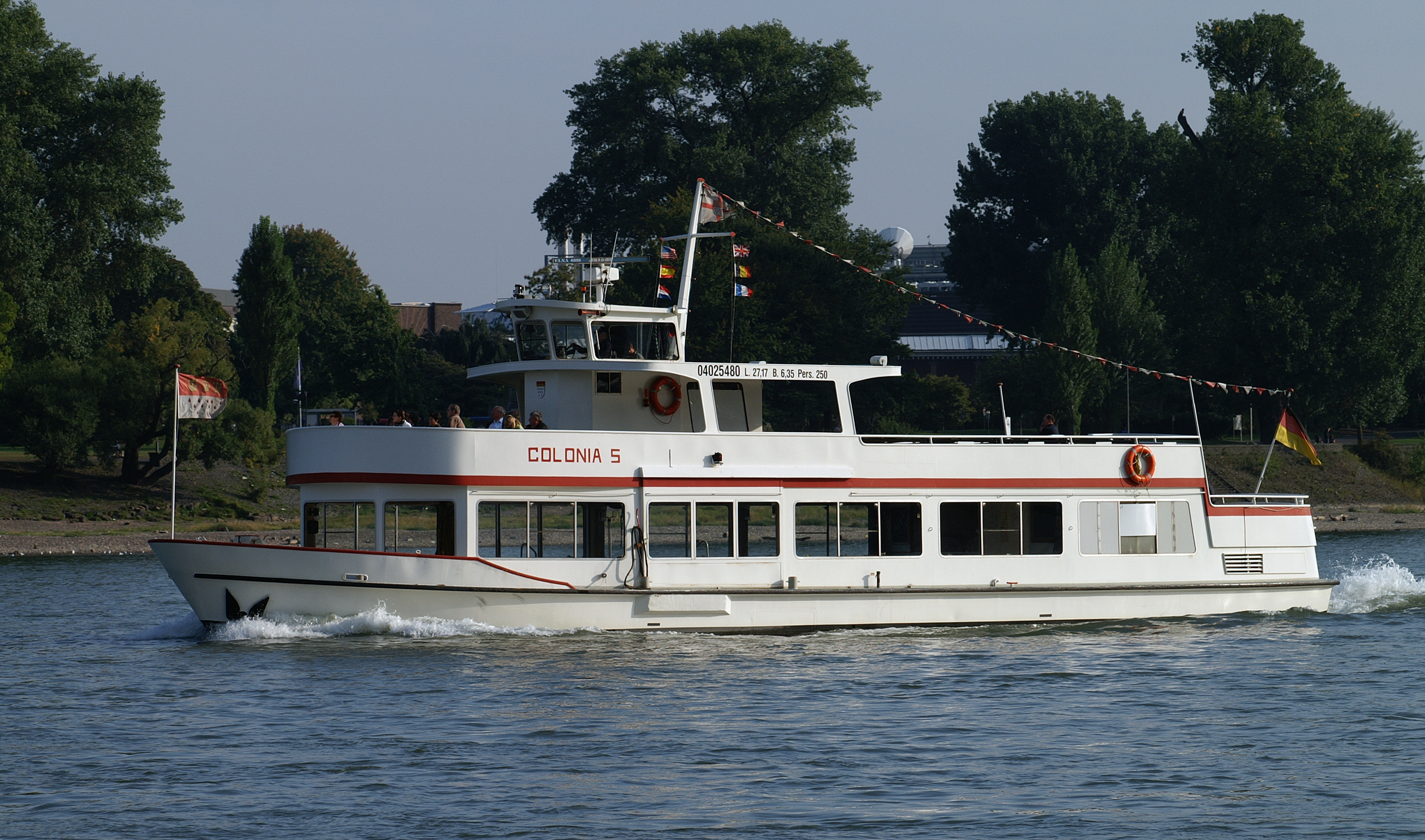 Colonia 5 (ship, 1971) 008