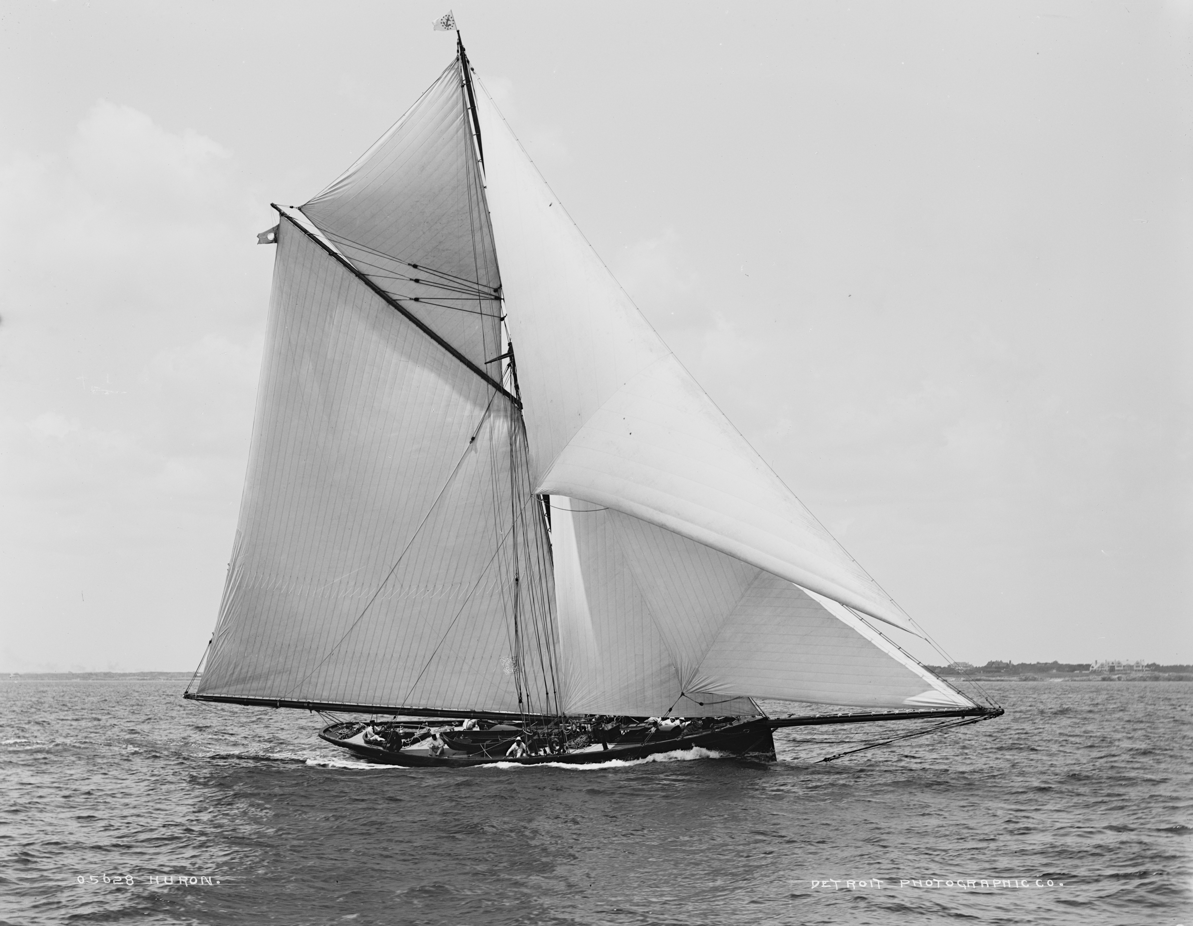 Cutter Huron-3