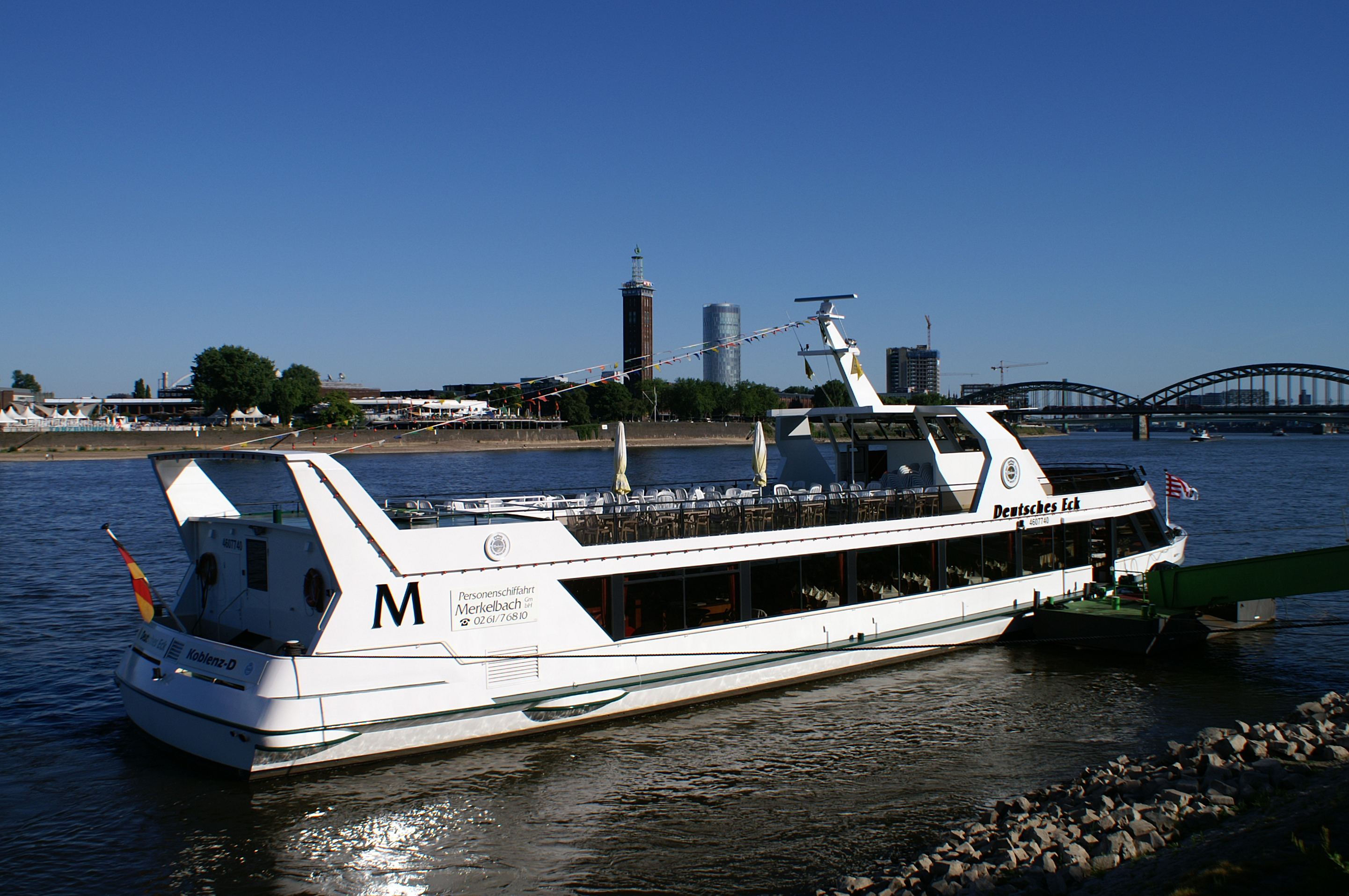 Deutsches Eck (ship, 1998) 002