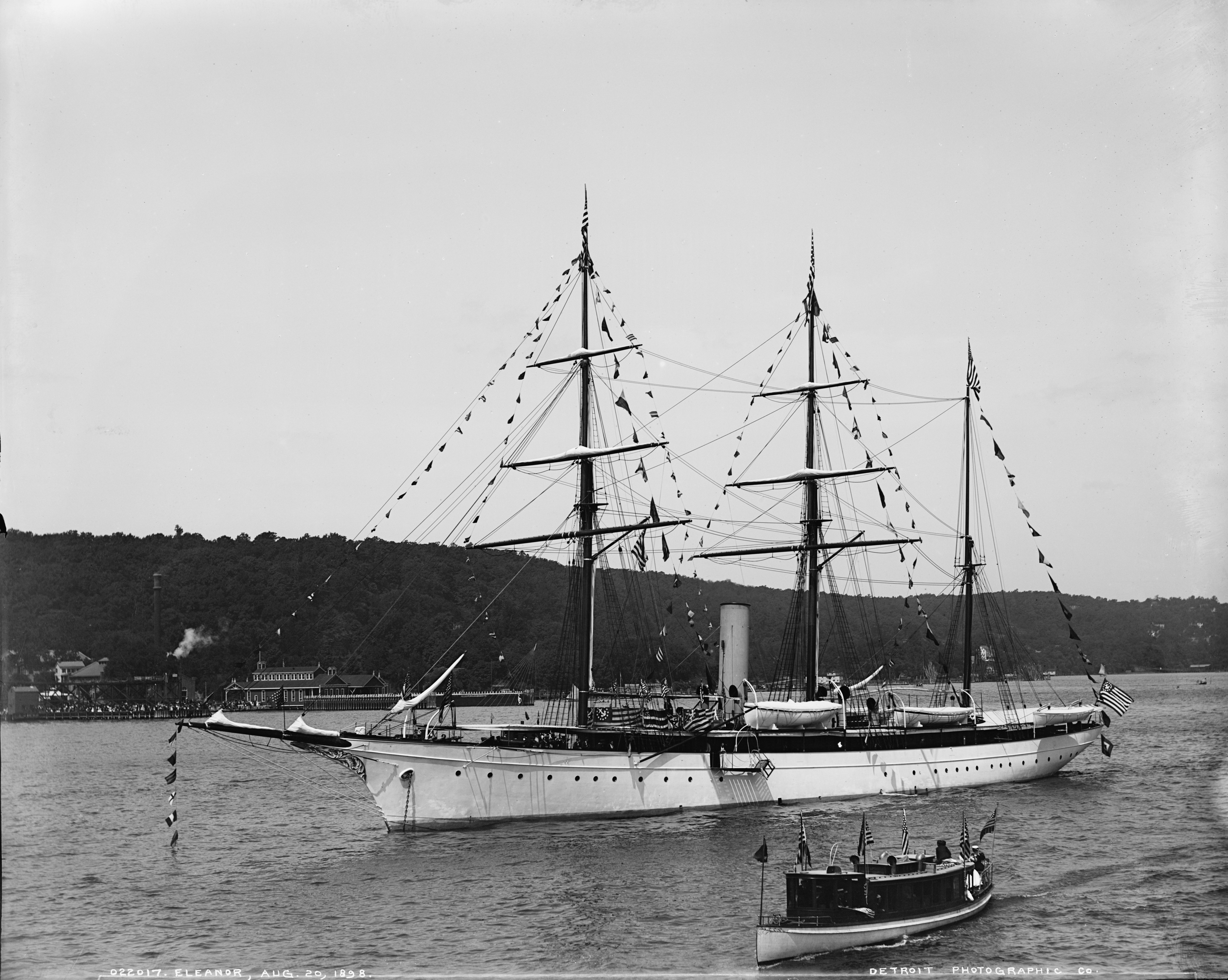 Eleanor (steam yacht) 03