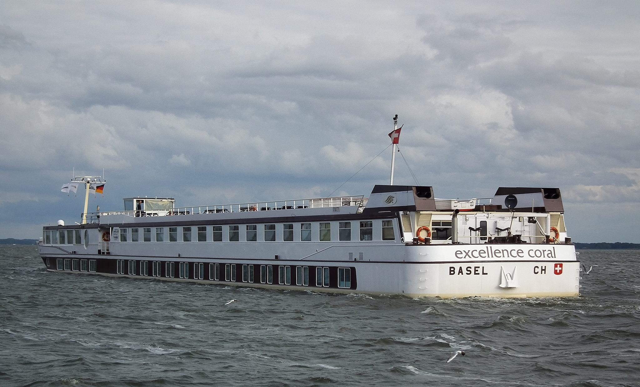 Excellence Coral (ship, 1998) 002