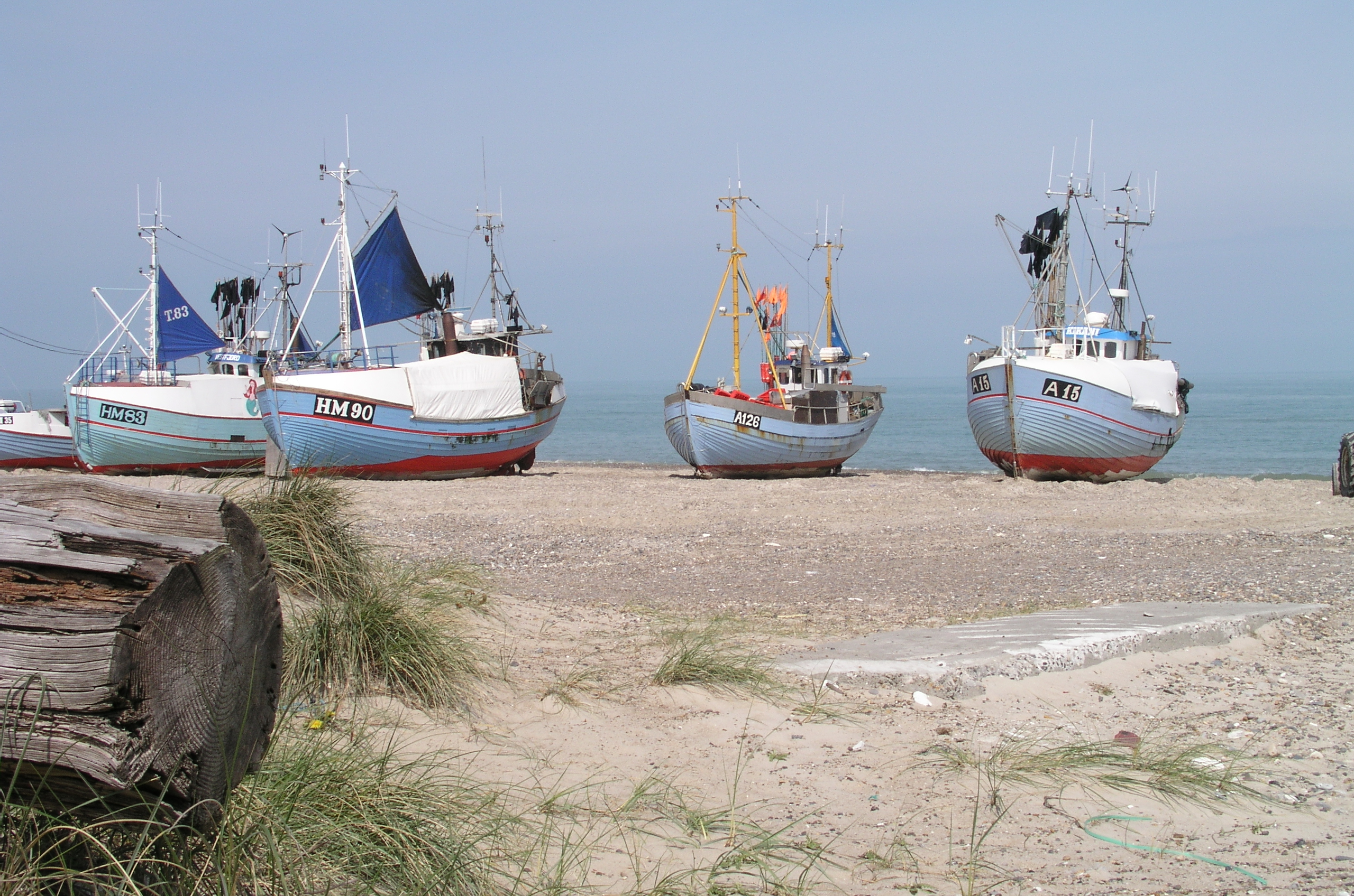 Fiskekuttere på torup strand 1
