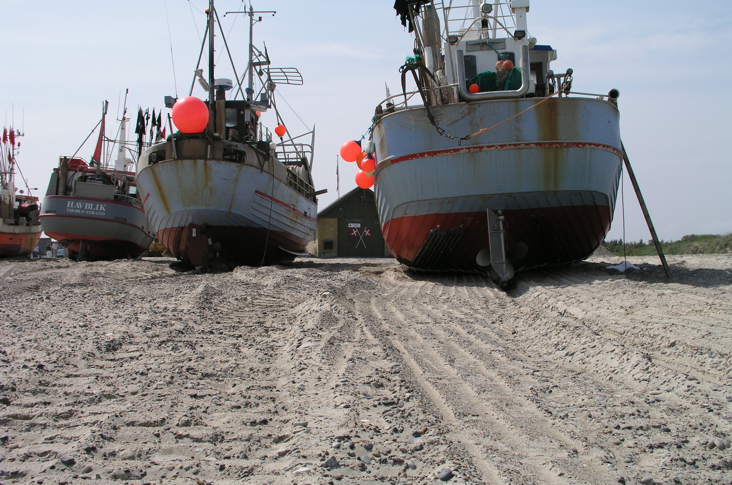 Fiskekuttere på torup strand 2