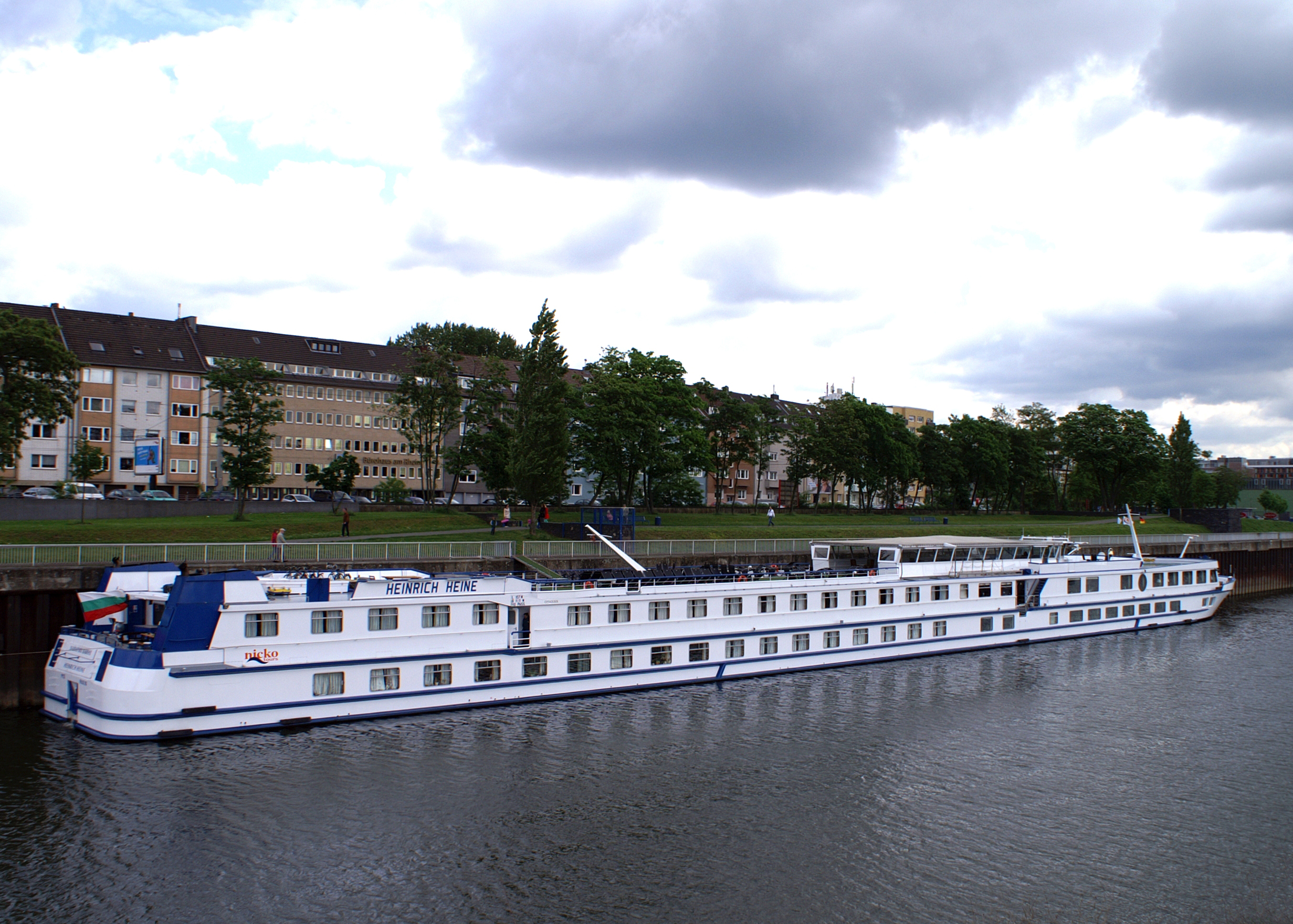 Heinrich Heine (ship, 1991) 014