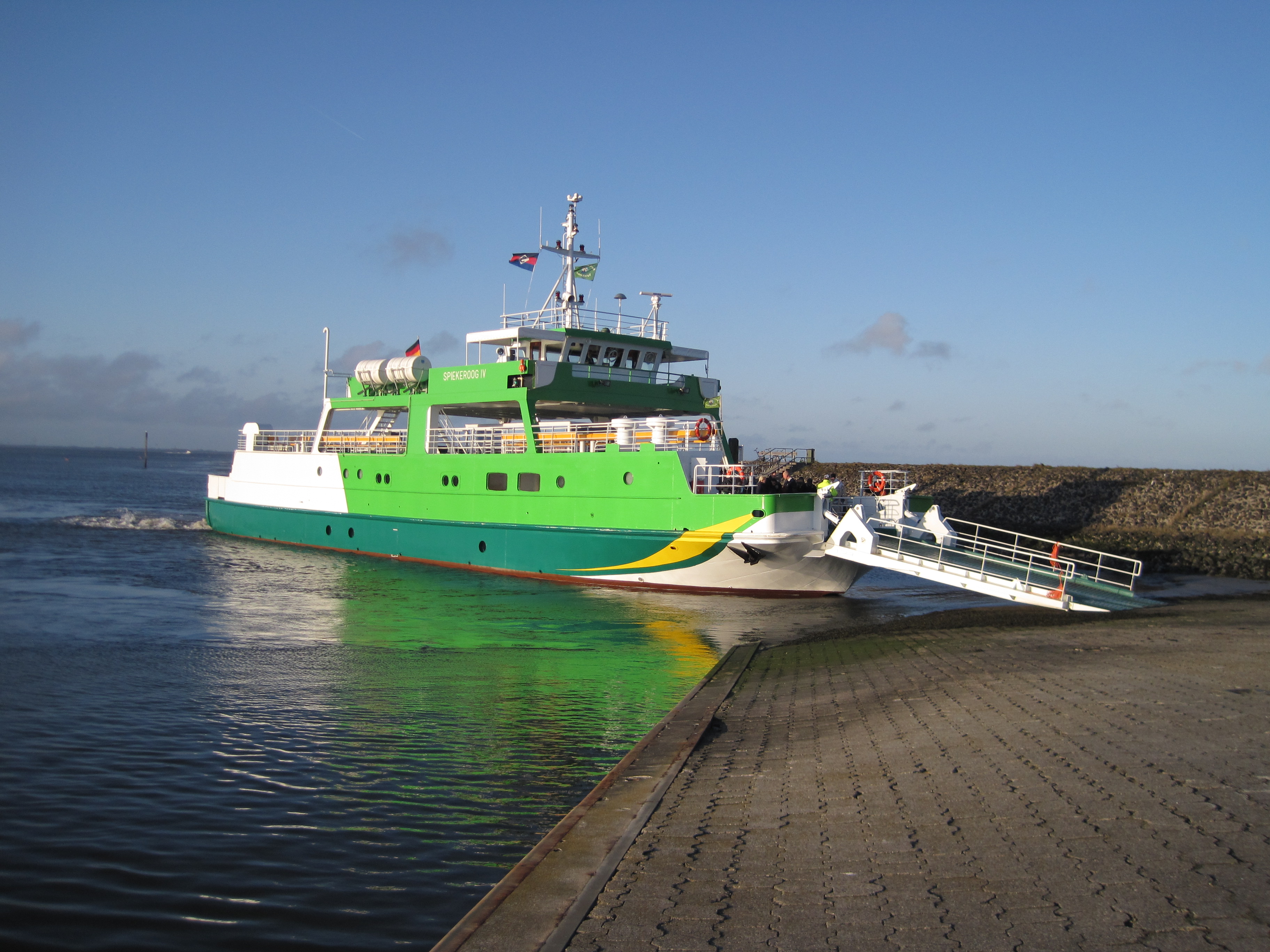 Kombifaehre Spiekeroog IV in Spiekeroog