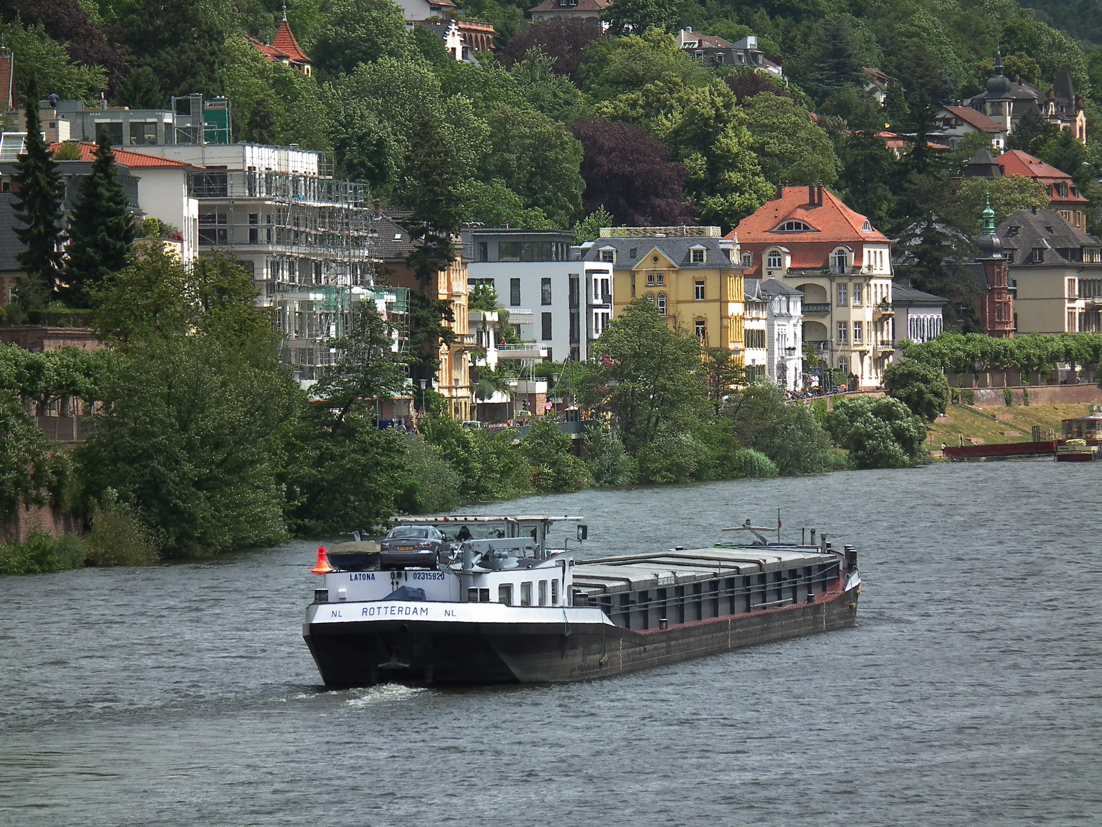Latona Frachtschiff Neckar HD