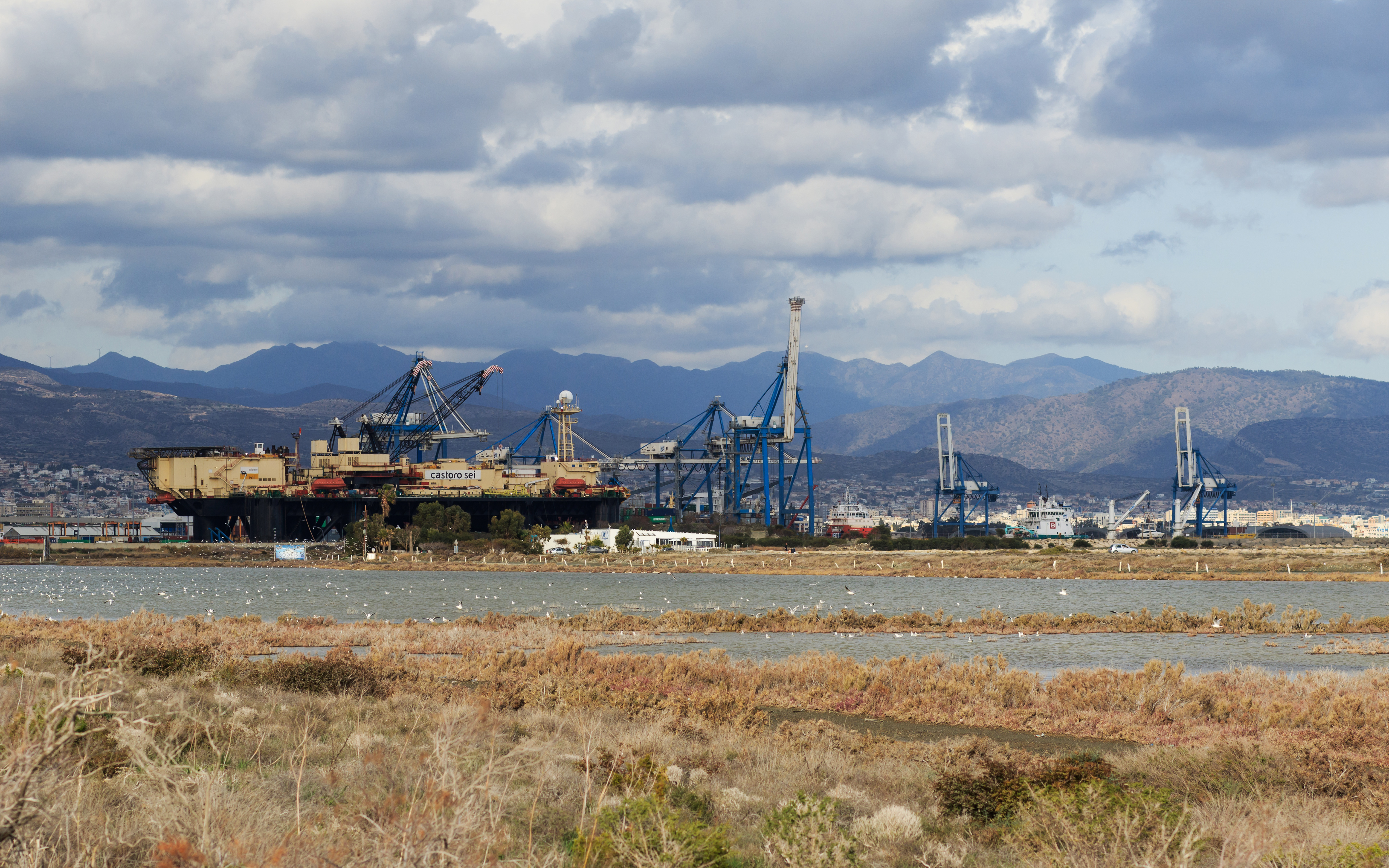 Limassol 01-2017 img09 sea port