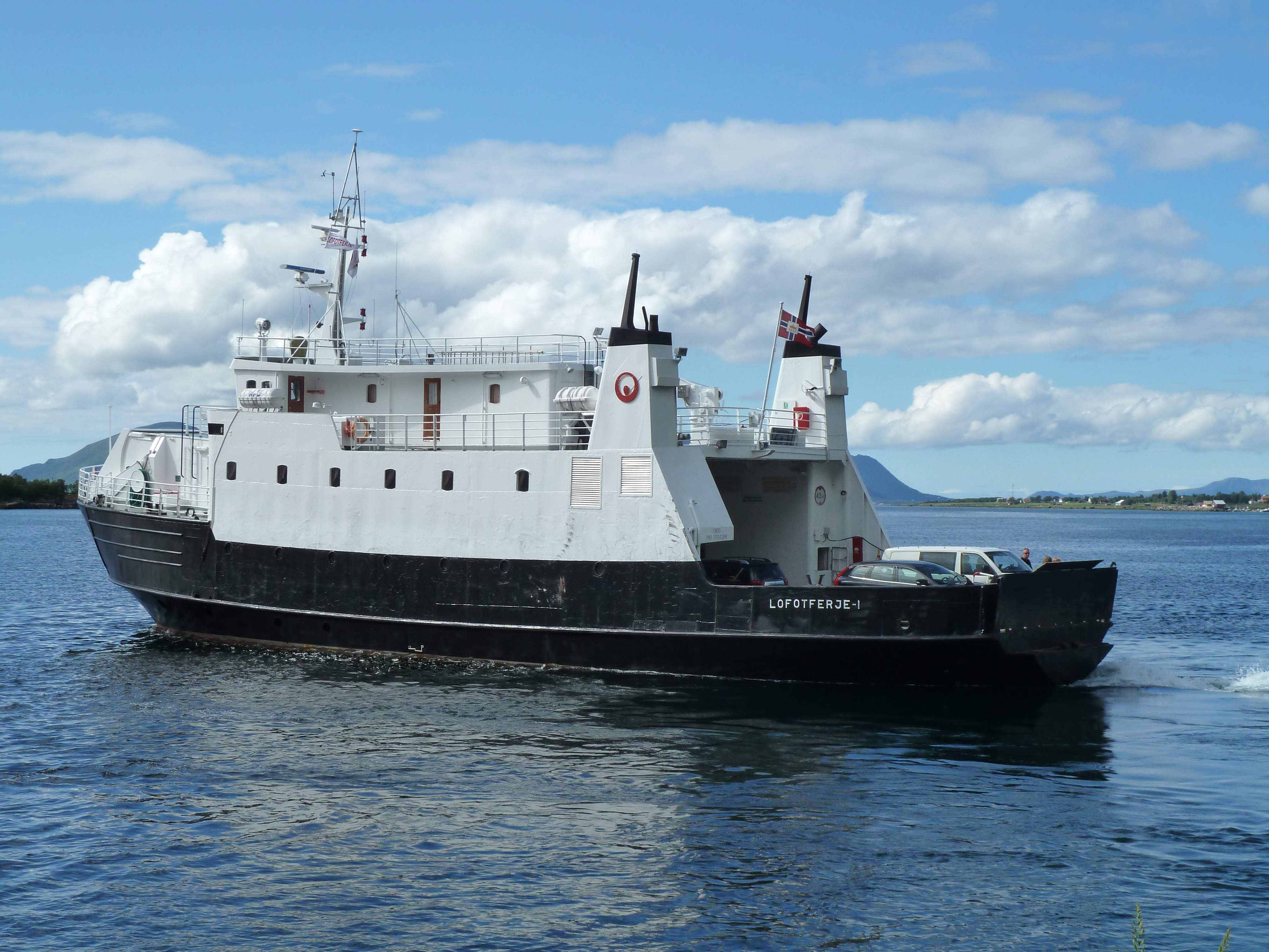 Lofotferje1-03
