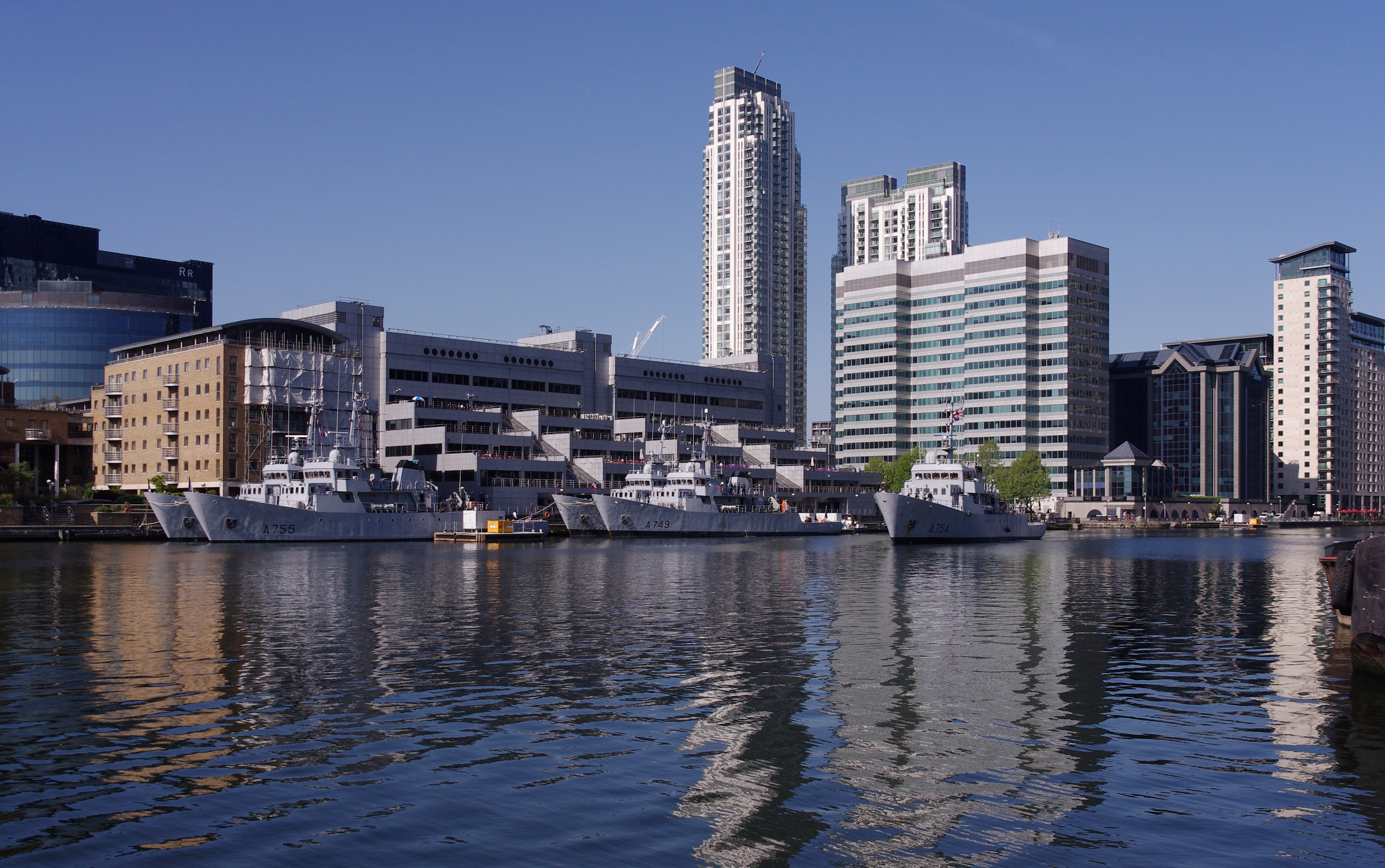 London MMB «40 City Canal