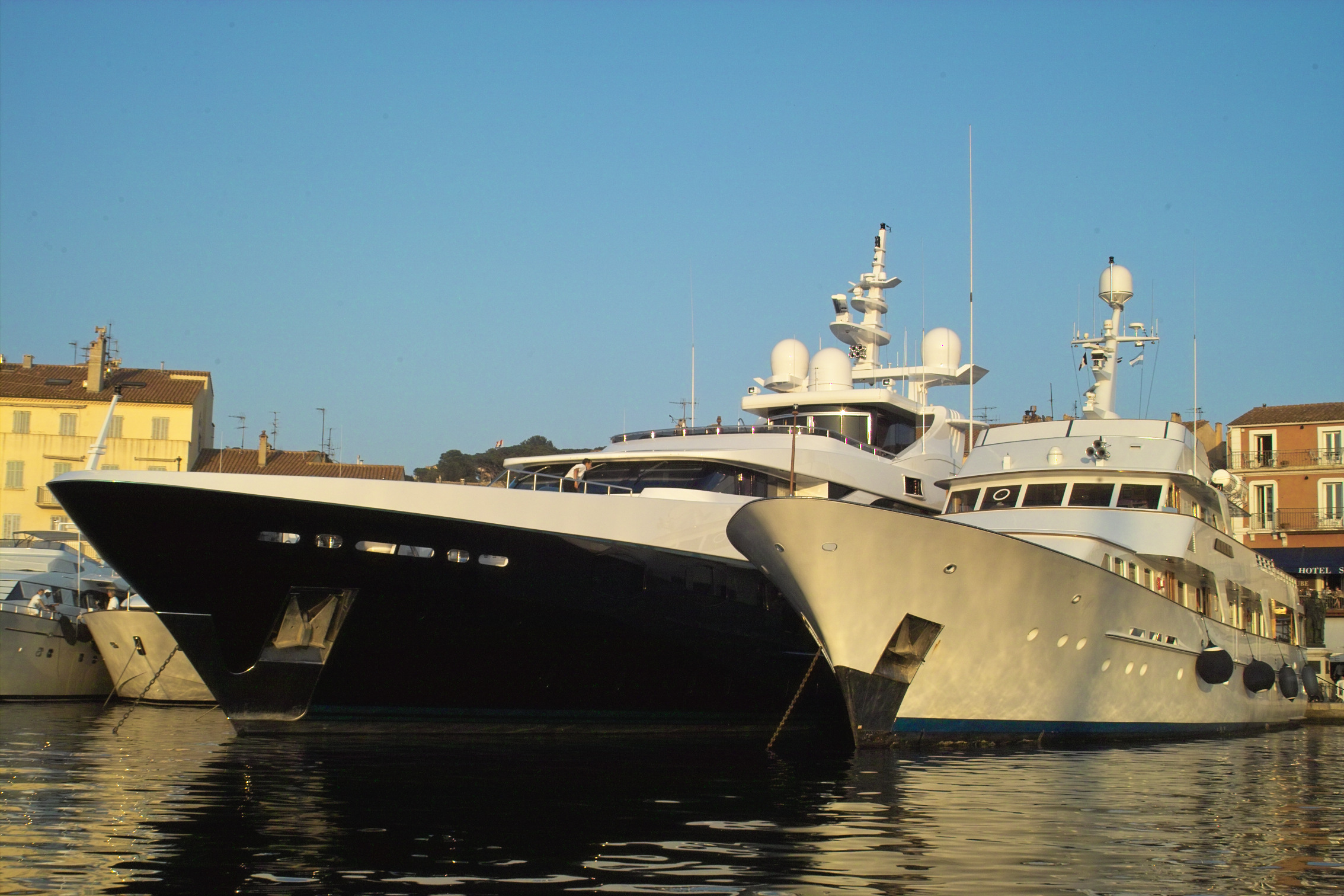 Luxury yachts in Saint-Tropez, 2006