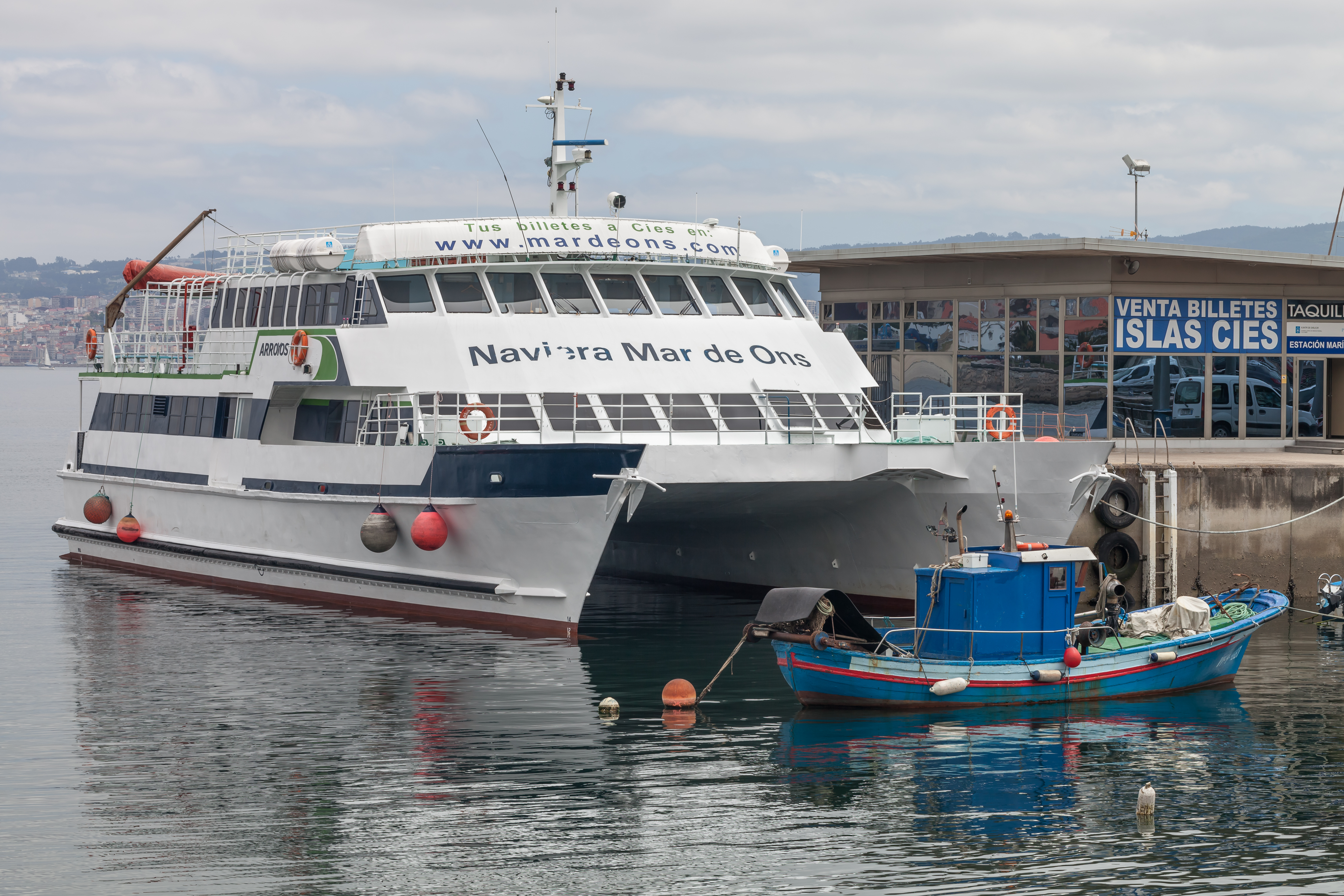 Mar de Ons e VI-4-4887. Cangas. Galiza-65