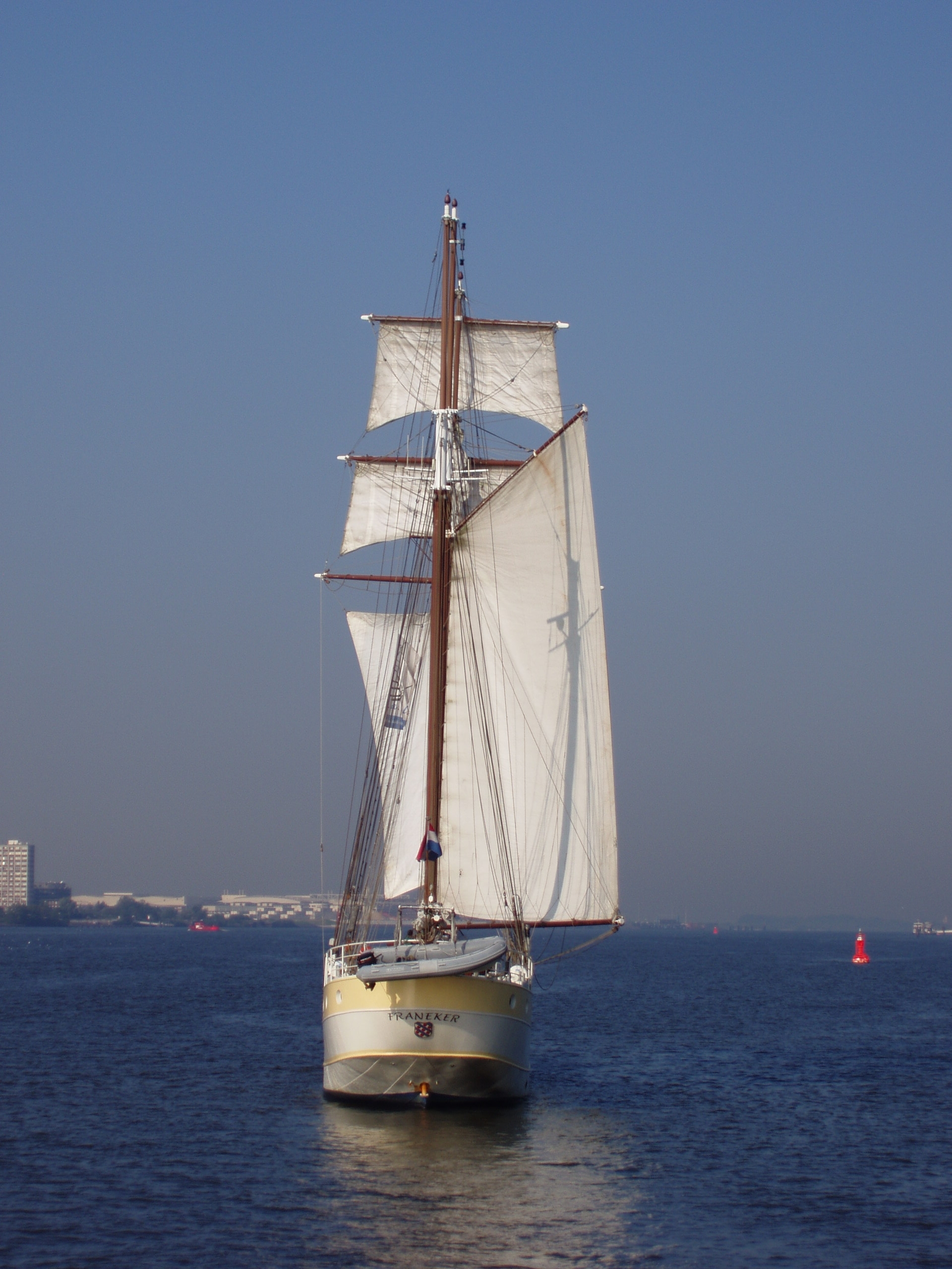 Mare Frisium auf der Elbe bei Hamburg2