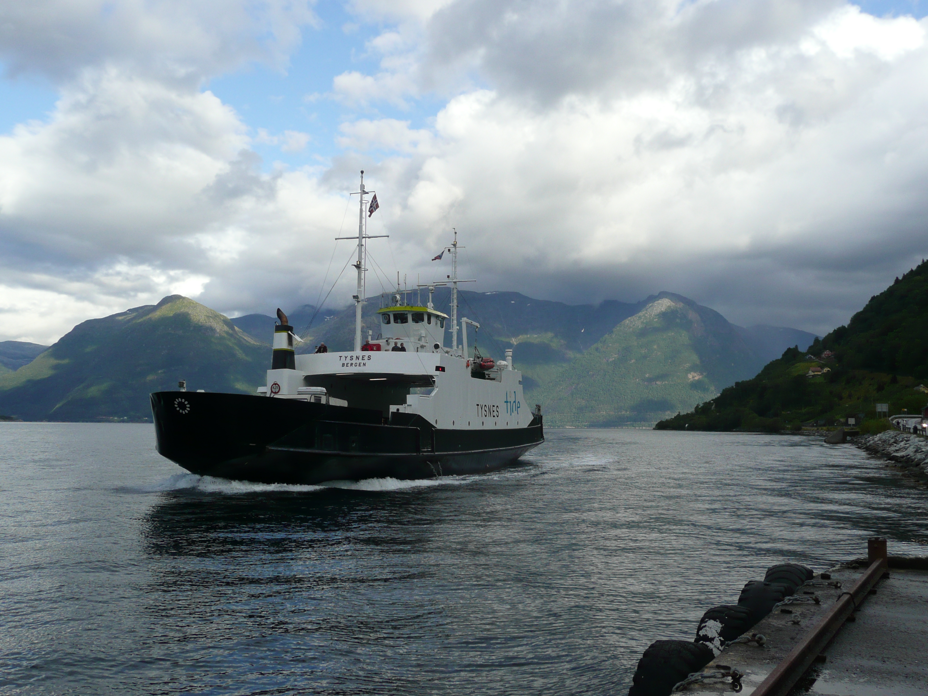 MF Tysnes ved Utne