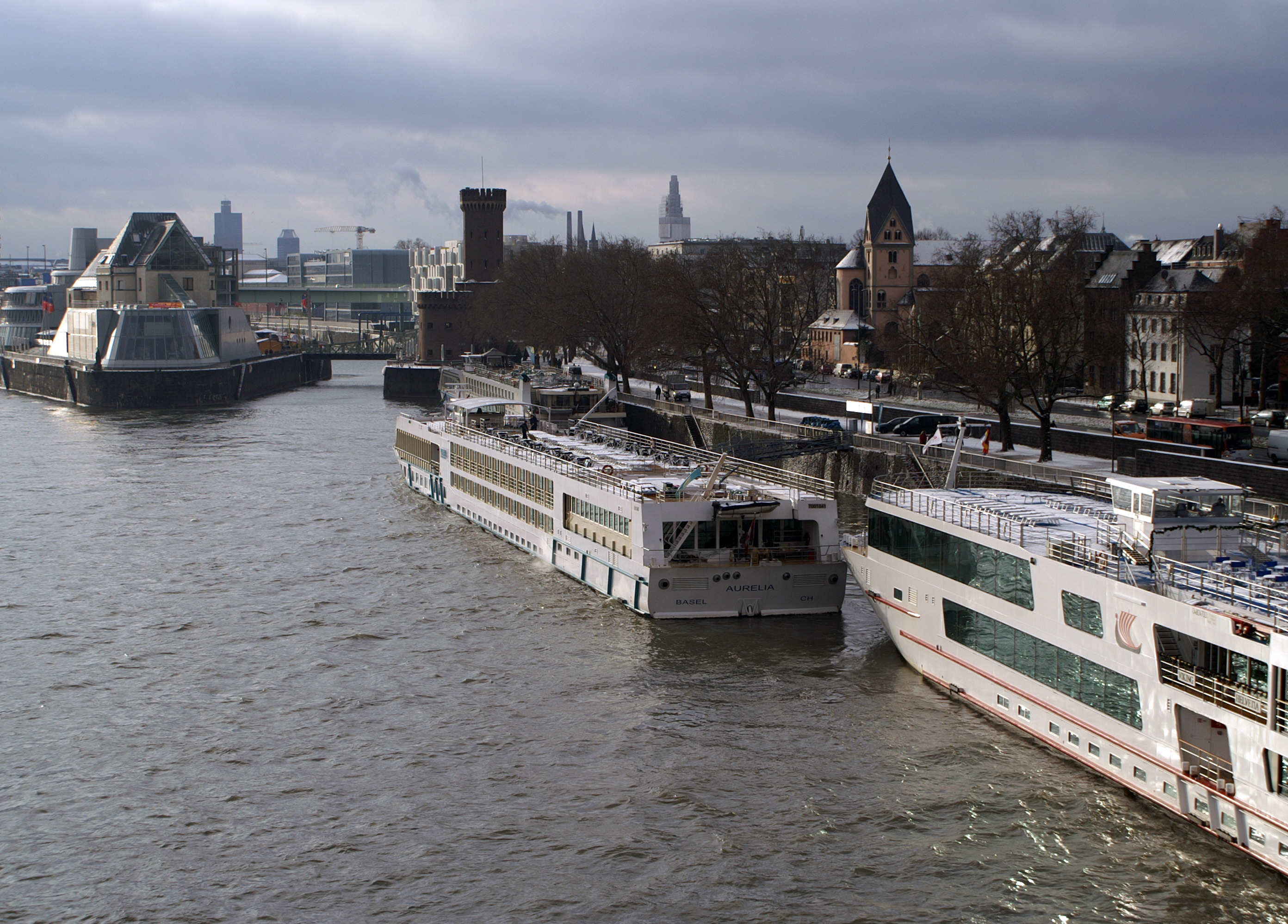 MS Aurelia012