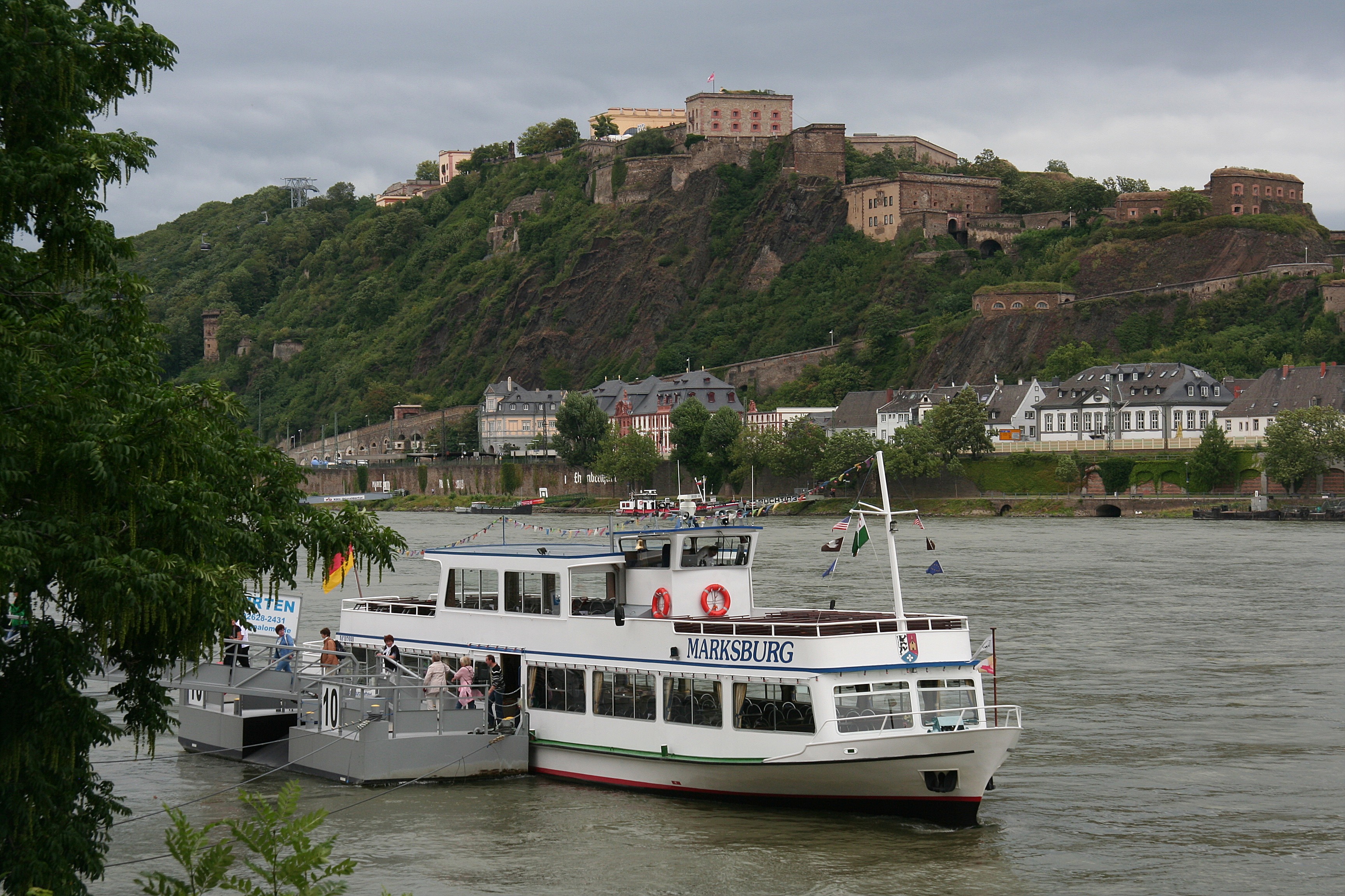 MS Marksburg in Koblenz (2011-07-17)