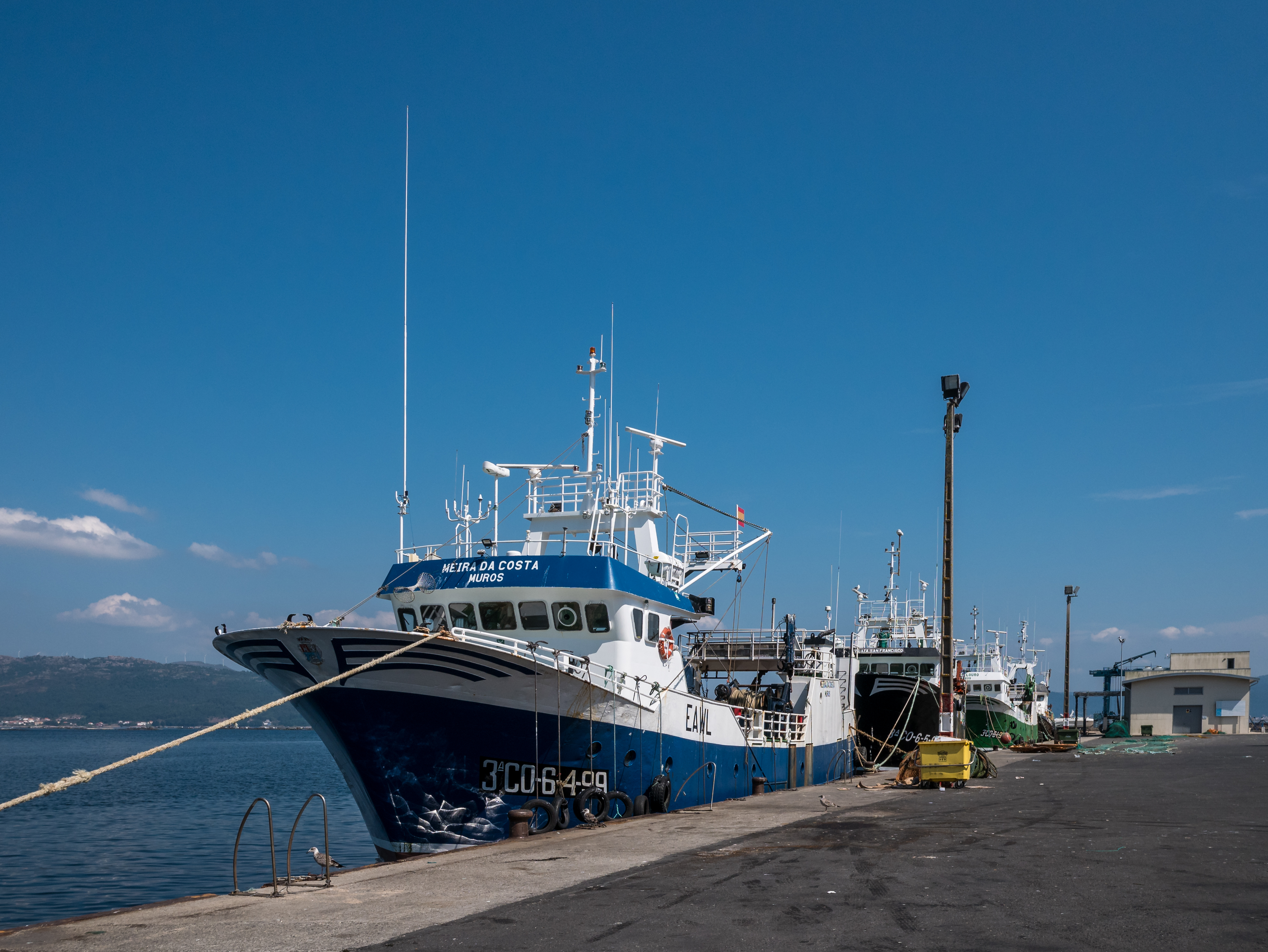 Muros - Puerto - Barcos -BT- 01