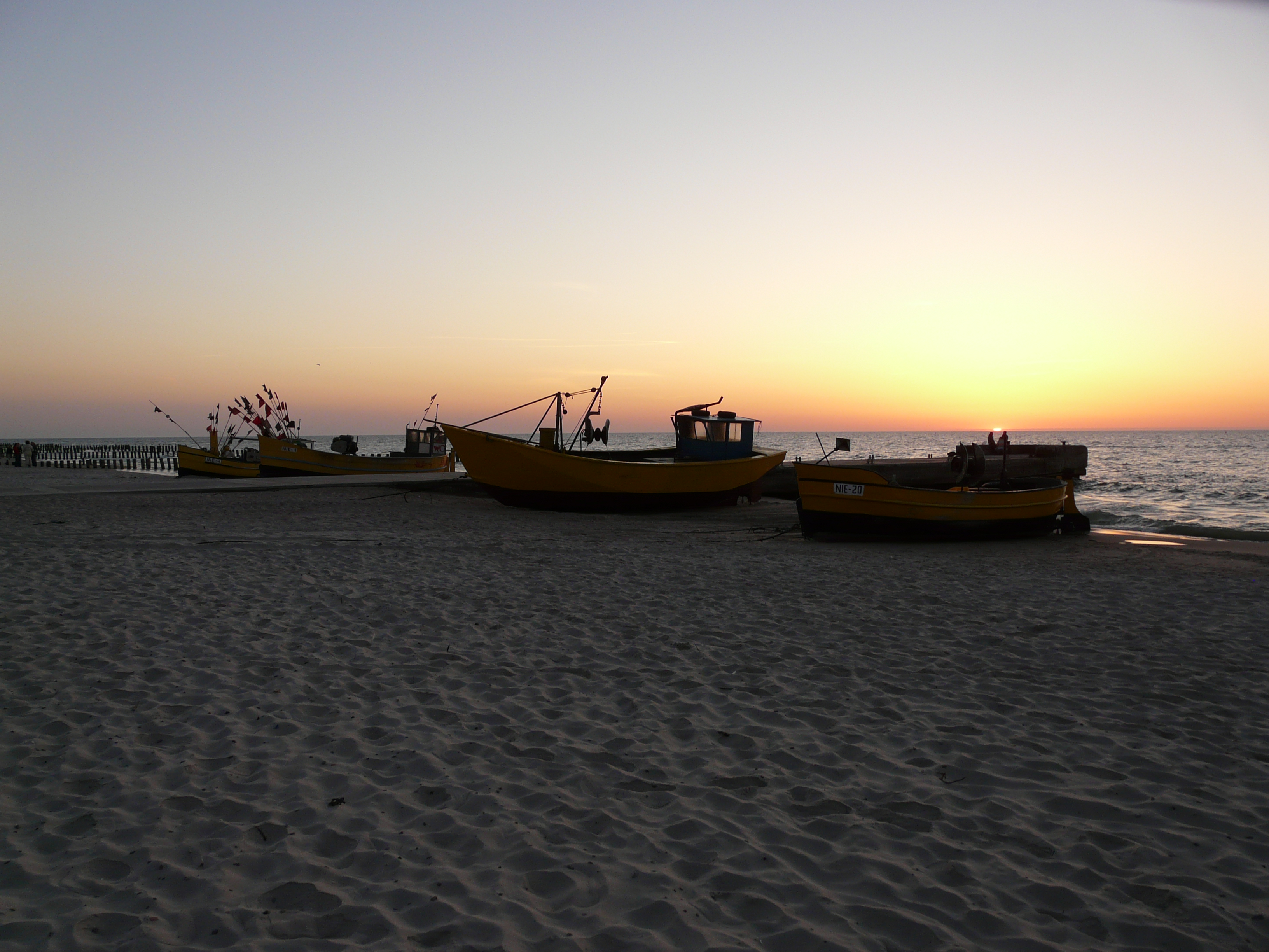 Niechorze beach - ship 01