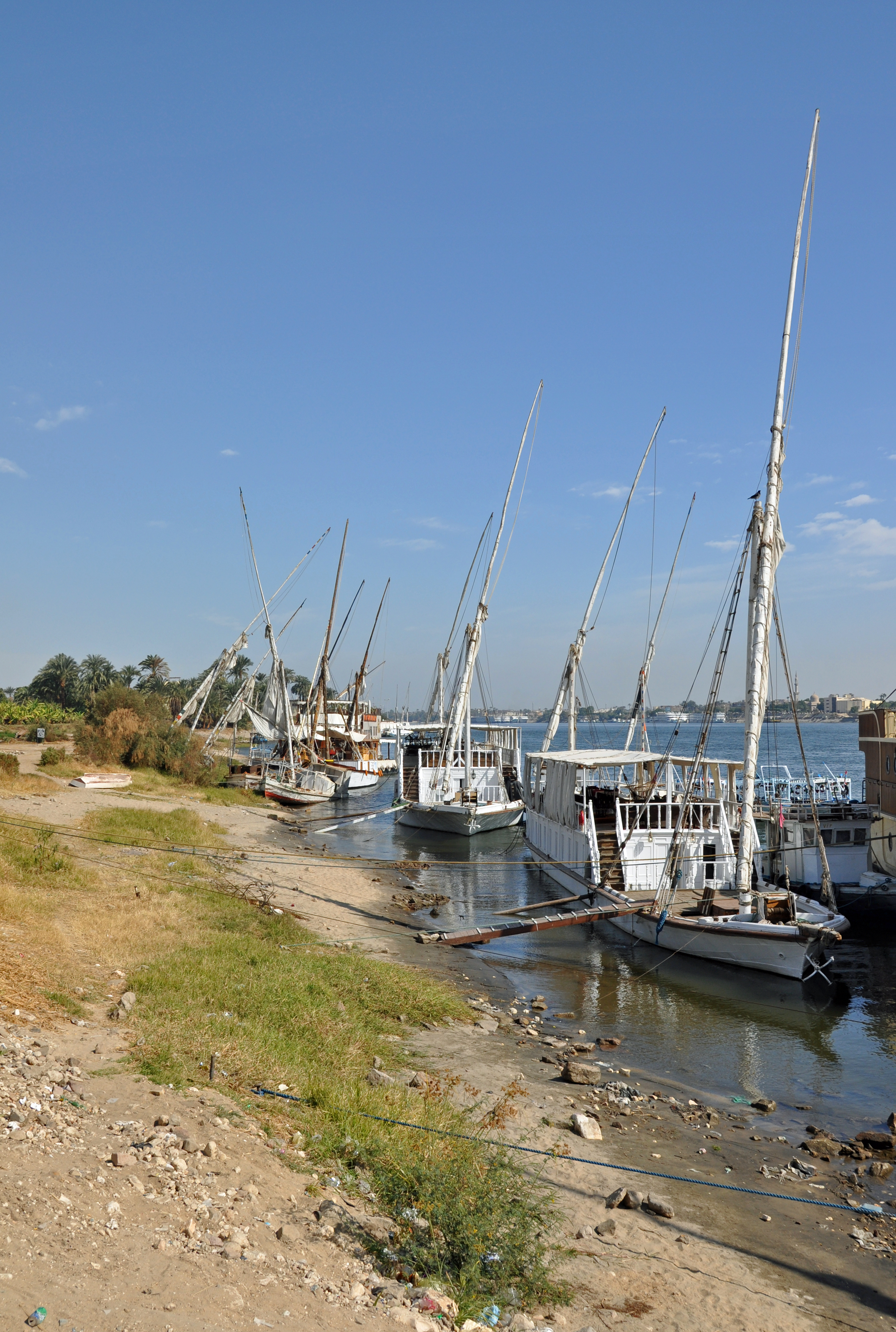 Nile Ships R13