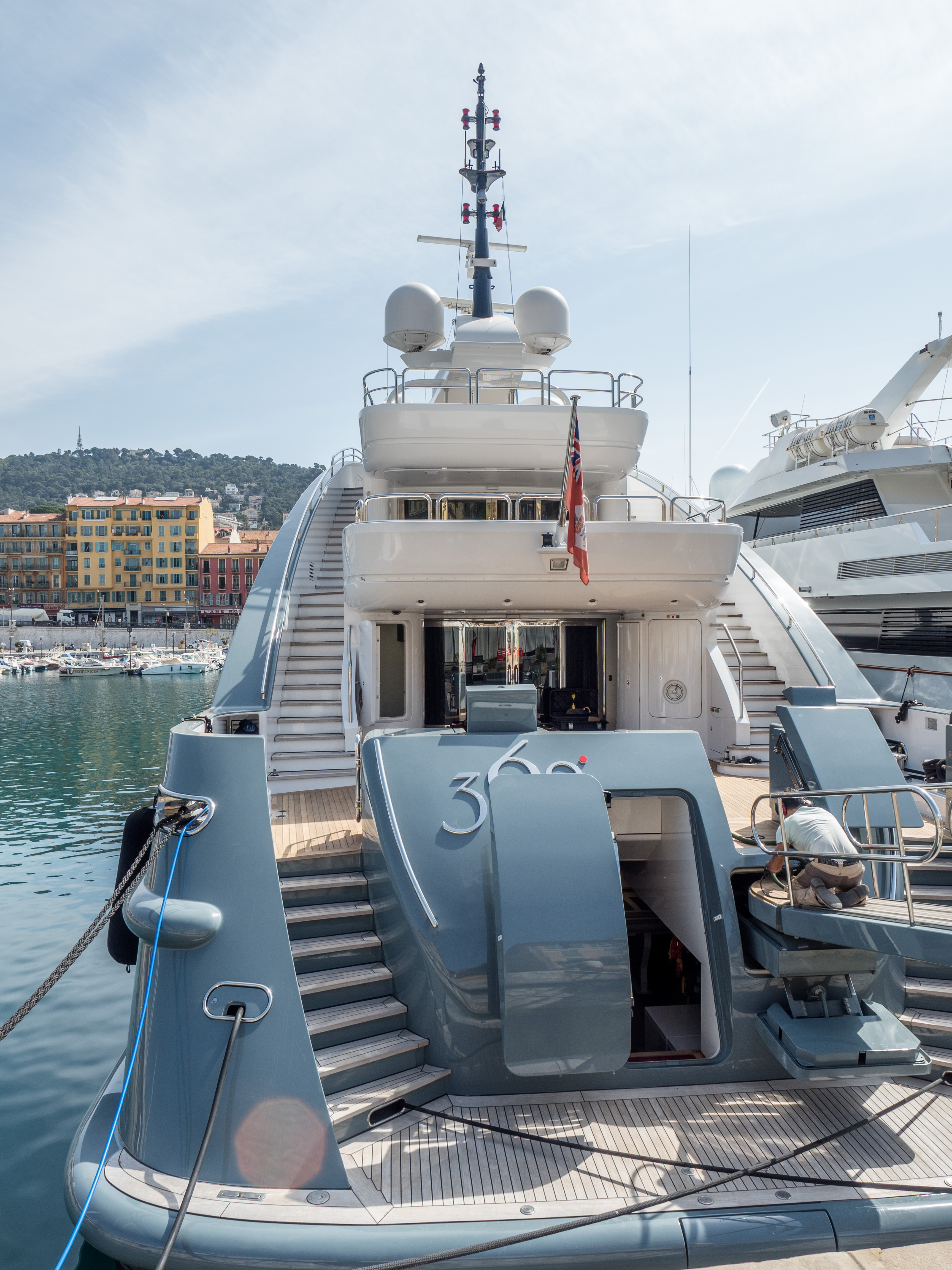 Nizza-ship-harbour-4070961