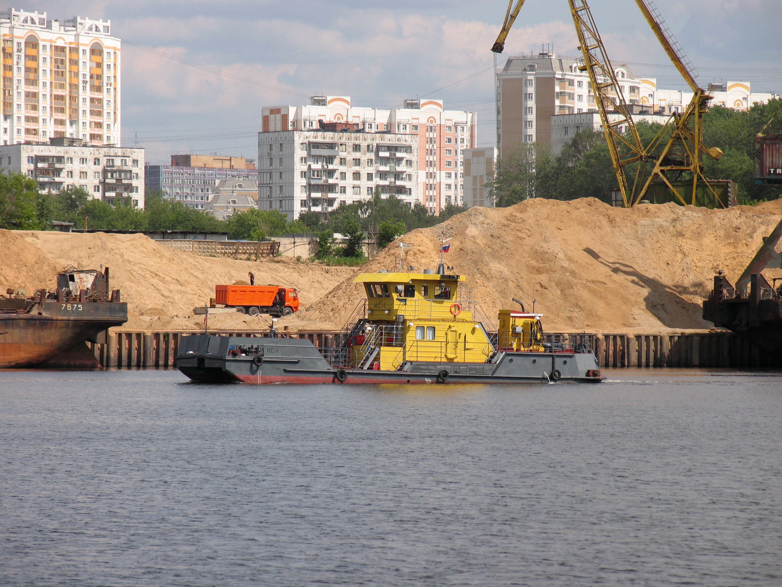 NS-1 on Khimki Reservoir 25-jun-2012