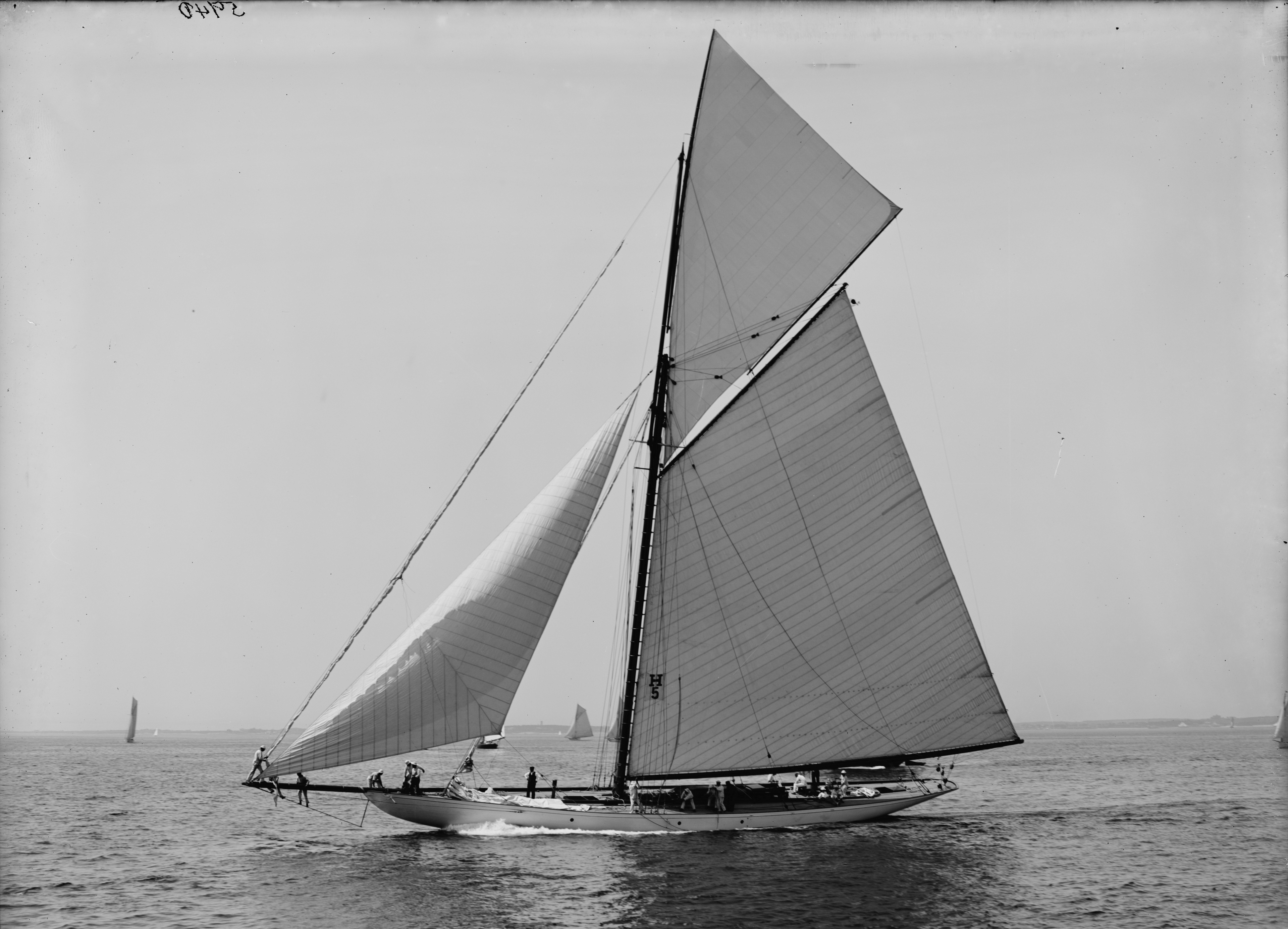NY70 Class sloop Mineola-1