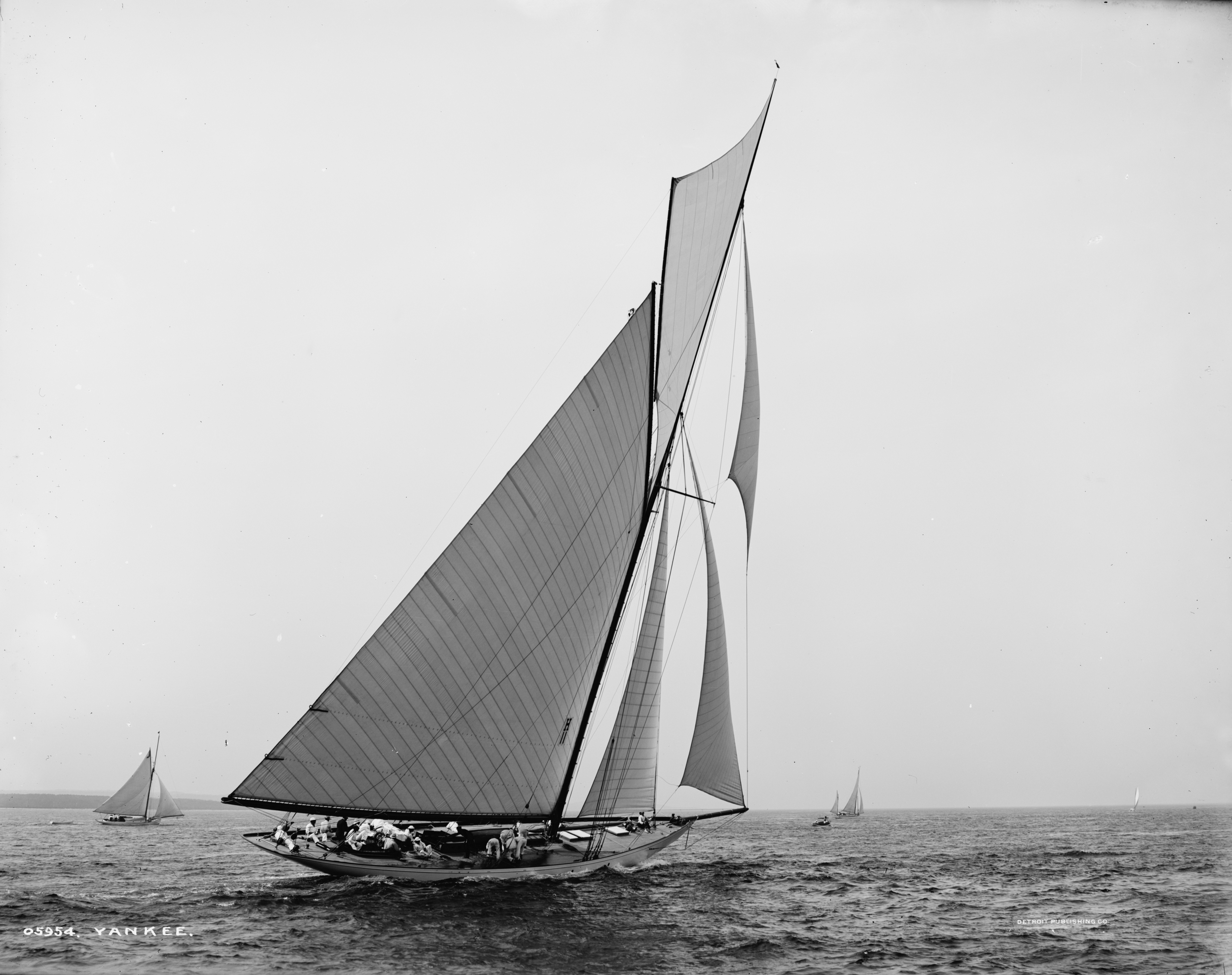 NY70 Class sloop Yankee-2