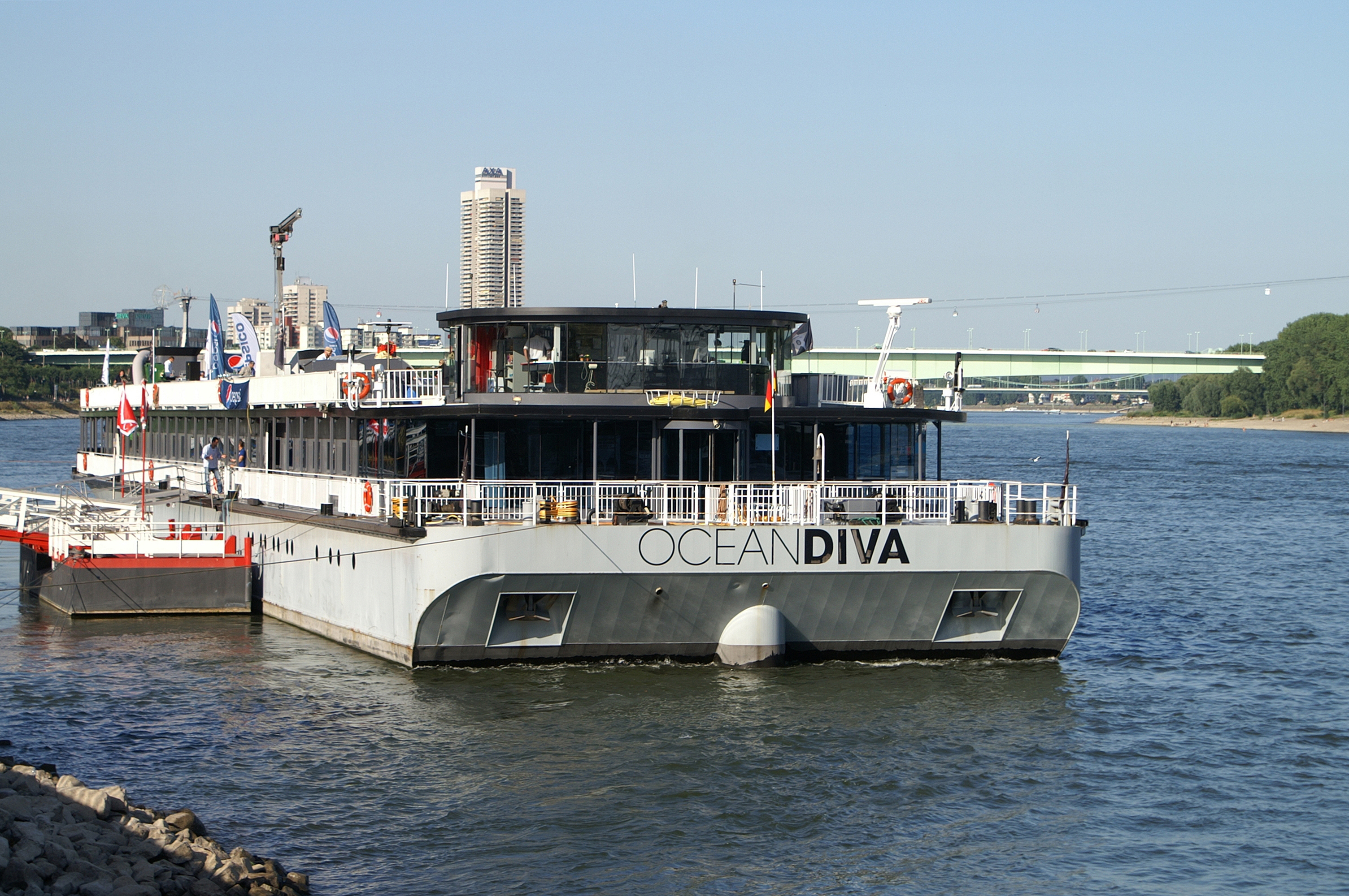 Ocean Diva (ship, 1995) 002