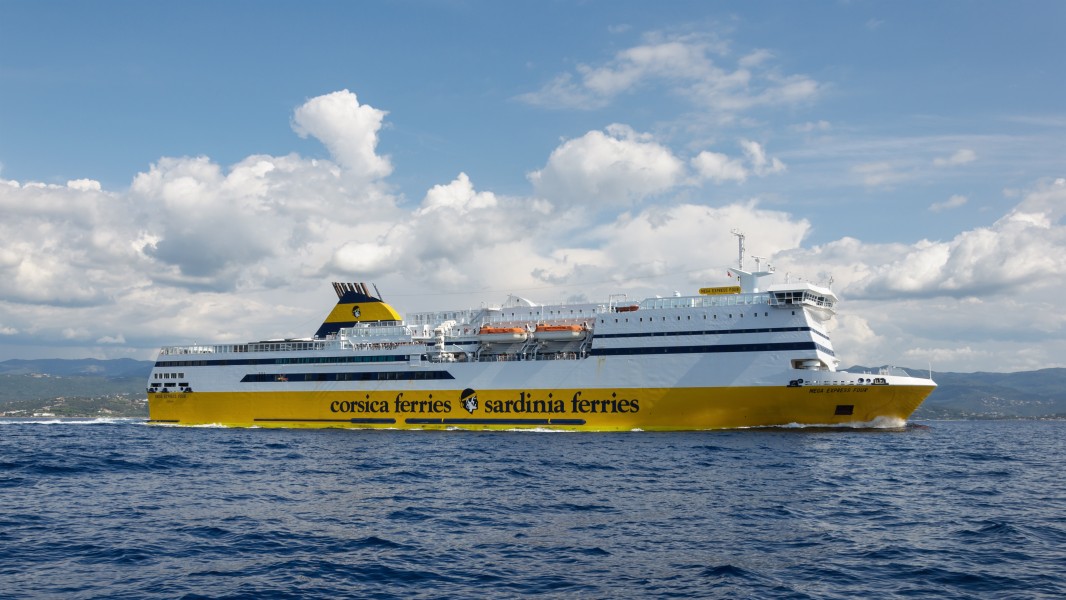 02 Corsica Ferries Mega Express Four