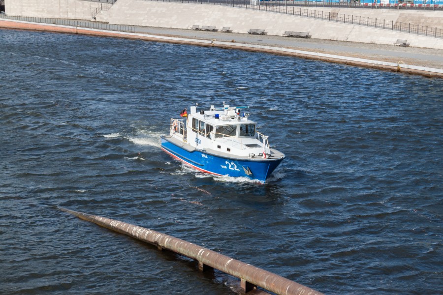 140315 Polizeiboot Berlin Spree