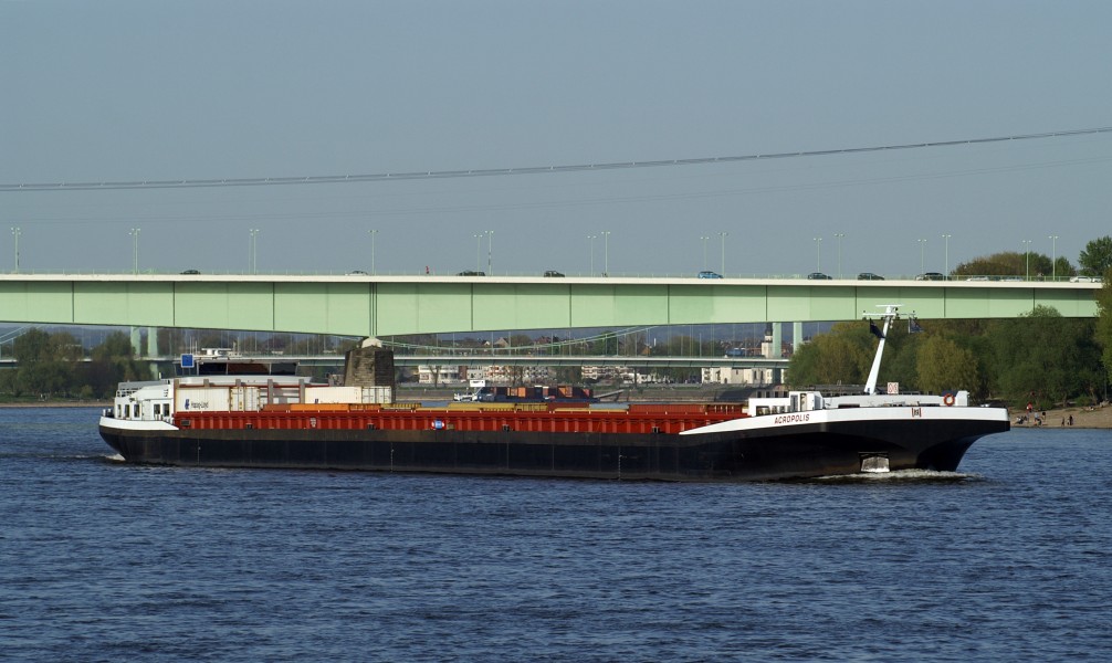 Acropolis (ship, 2001) 001