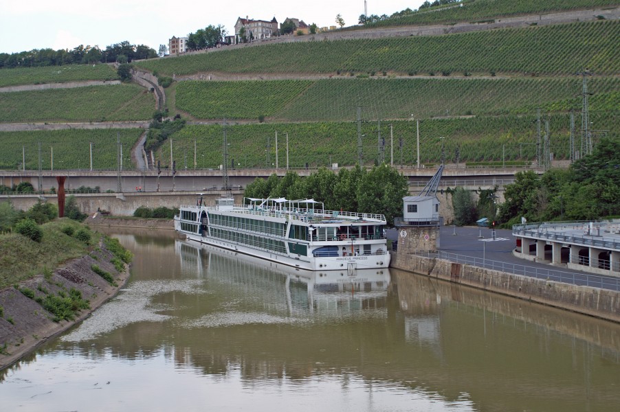 Amadeus Princess (ship, 2006) 008