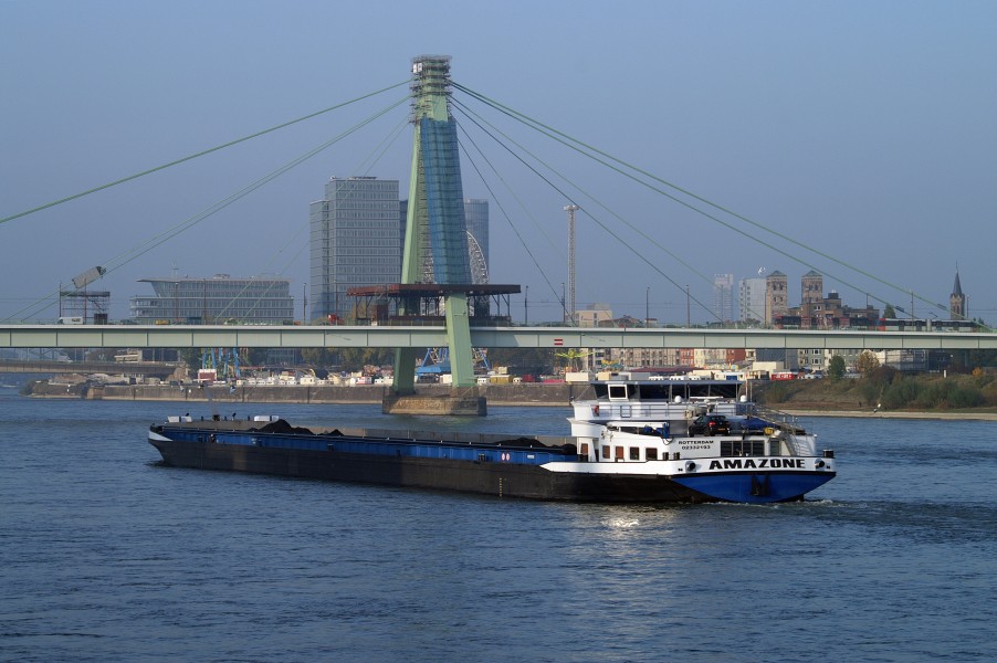 Amazone (ship, 2009) 002