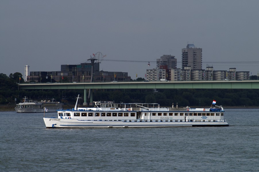 Amsterdam (ship, 1948) 011
