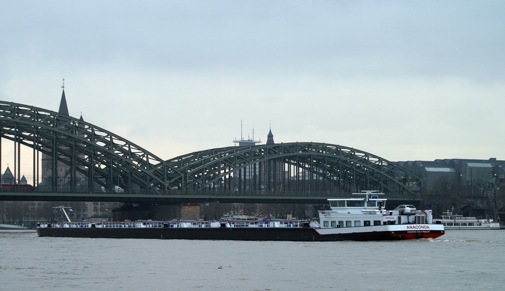 Anaconda (ship, 2009) 003