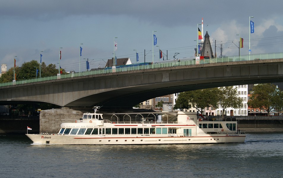 Asbach (ship, 1996) 009