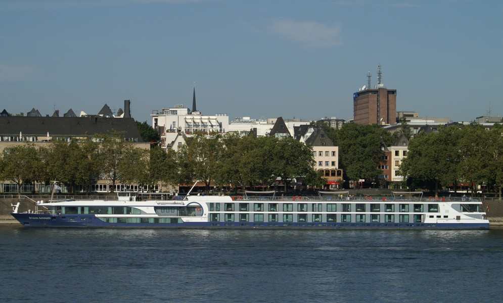 Avalon Affinity (ship, 2009) 016