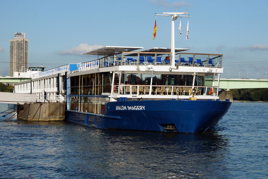 Avalon Imagery (ship, 2007) 030